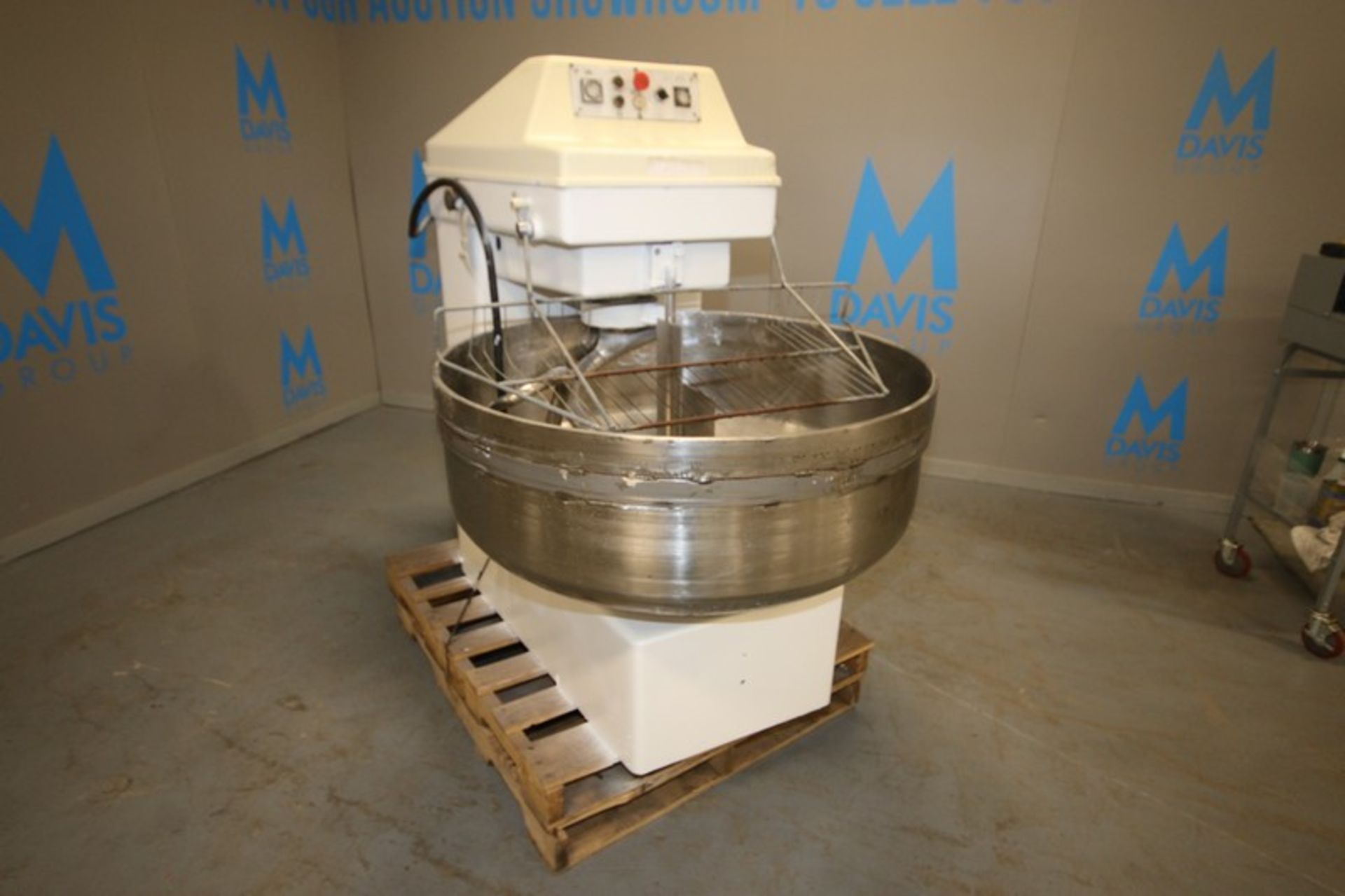 Sigma Aprox. 100 Gal. Spiral Mixer,M/N B250, with Aprox. 43" L x 18" D S/S Bowl (INV#68319)(