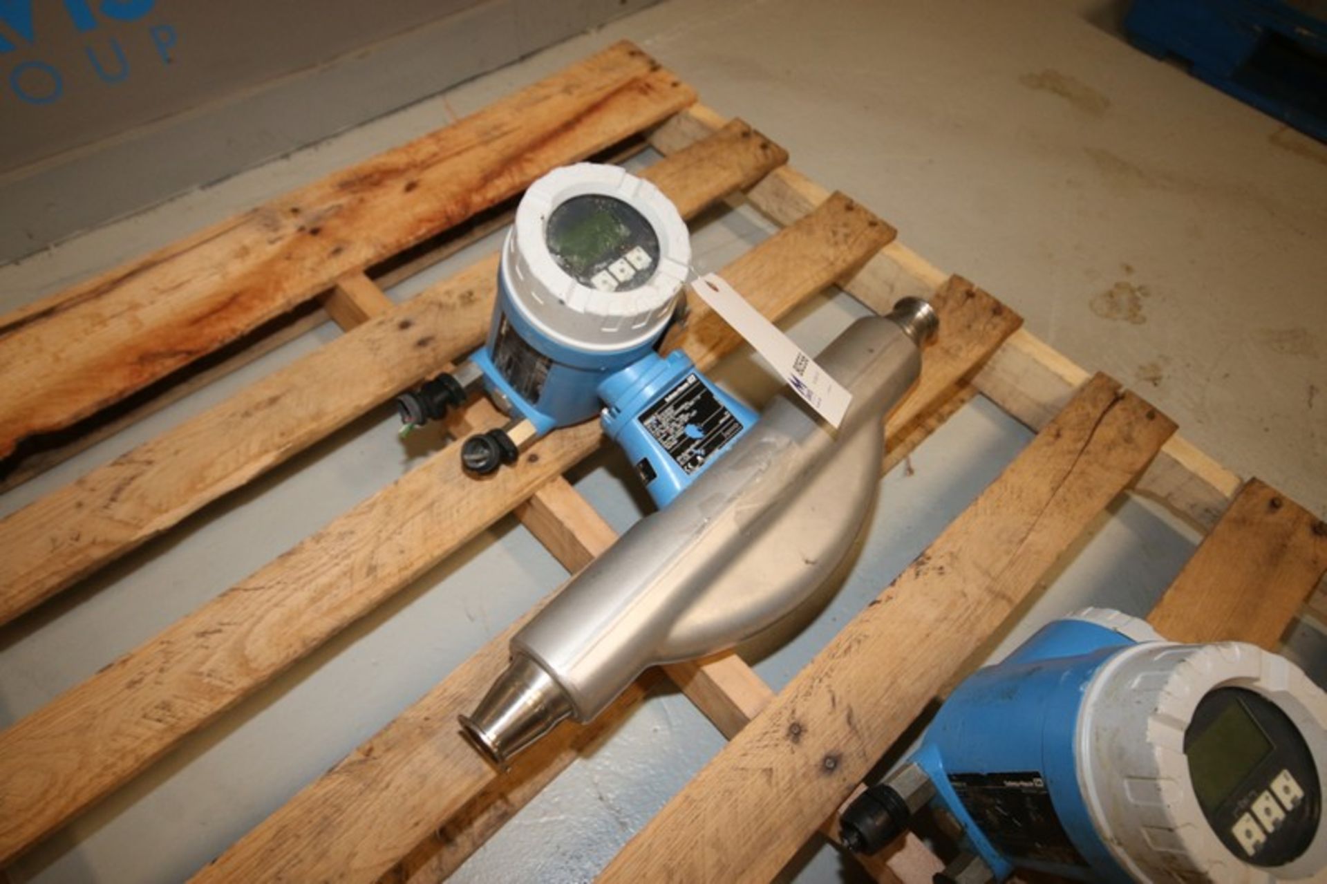 (2) Endress + Hauser Flow Meter,(1) Aprox. 1-1/2" Dia. Clamp Type Inlet/Outlet & (1) Aprox. 1" Clamp - Image 4 of 10