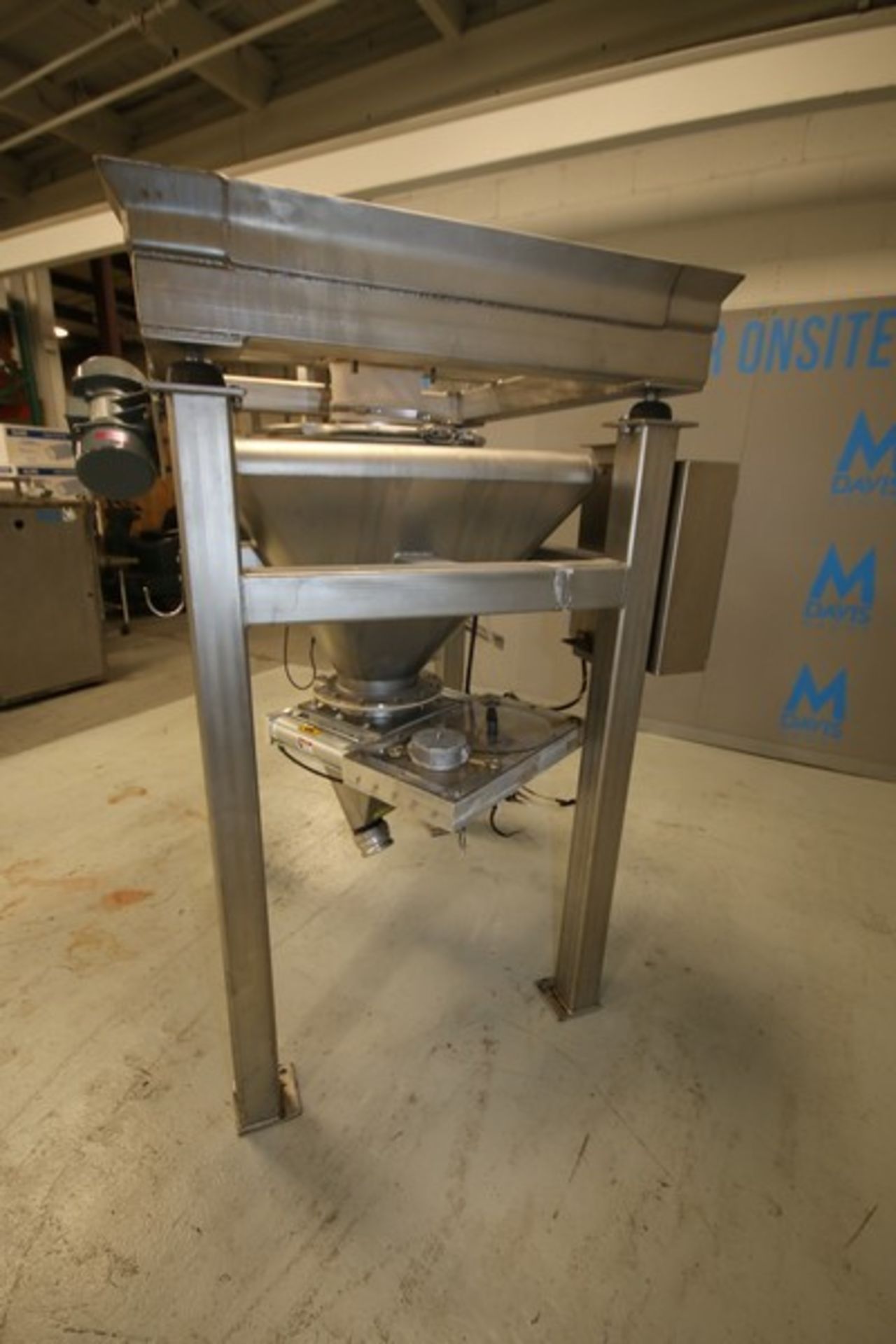 Metalcraft S/S Powder Hopper, Model 1144500,SN 44115-3, with 10" Top Connection with Pneumatic Power - Image 4 of 7