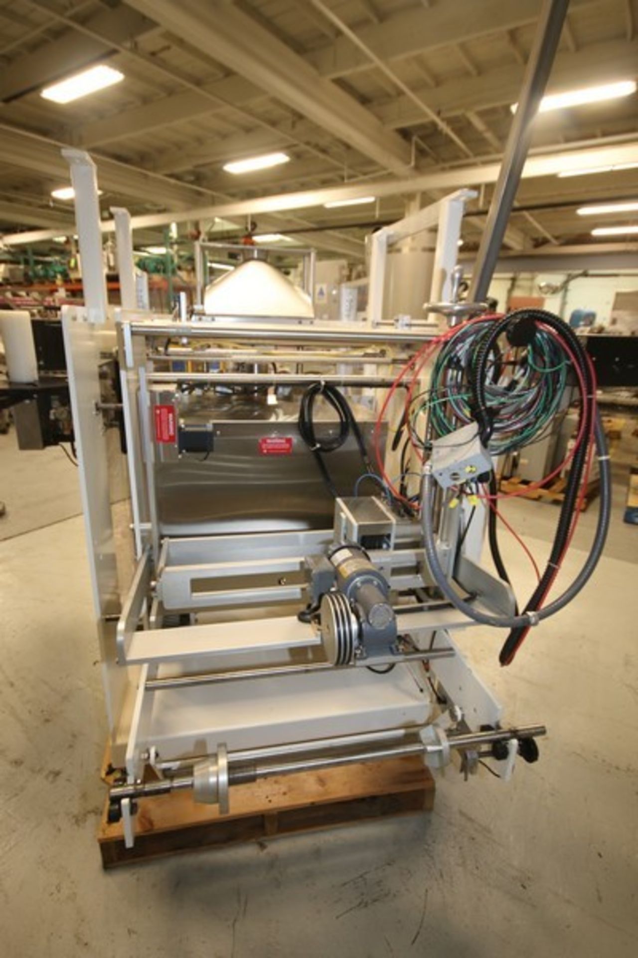 Universal Packaging Vertical Form Fill & Seal Packaging Machine (VFFS), Model S2000C, SN 1709, - Image 8 of 12