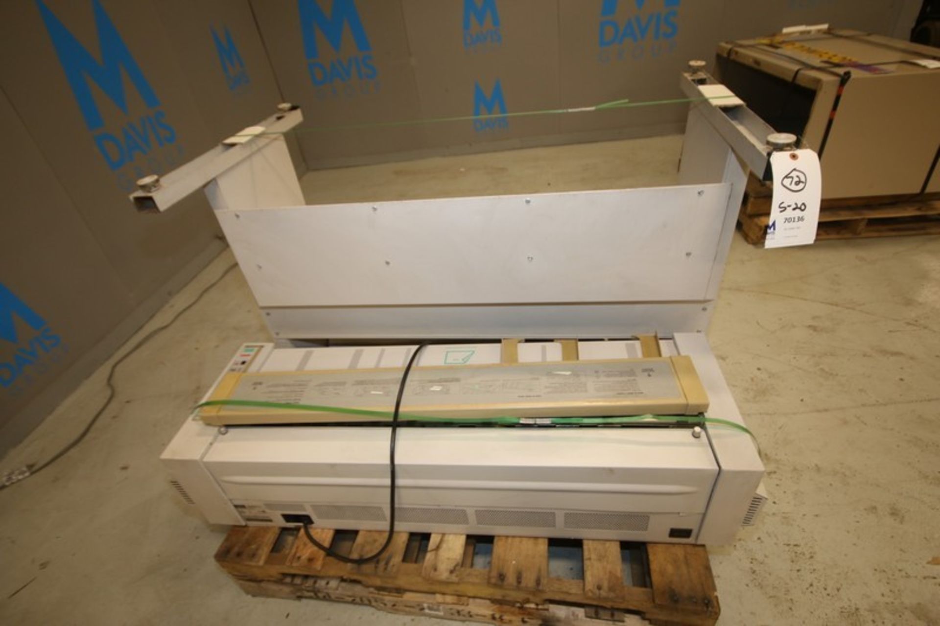 Xerox 2510 Blueprint Copier with Stand (INV#70136)(Located at the MDG Auction Showroom--