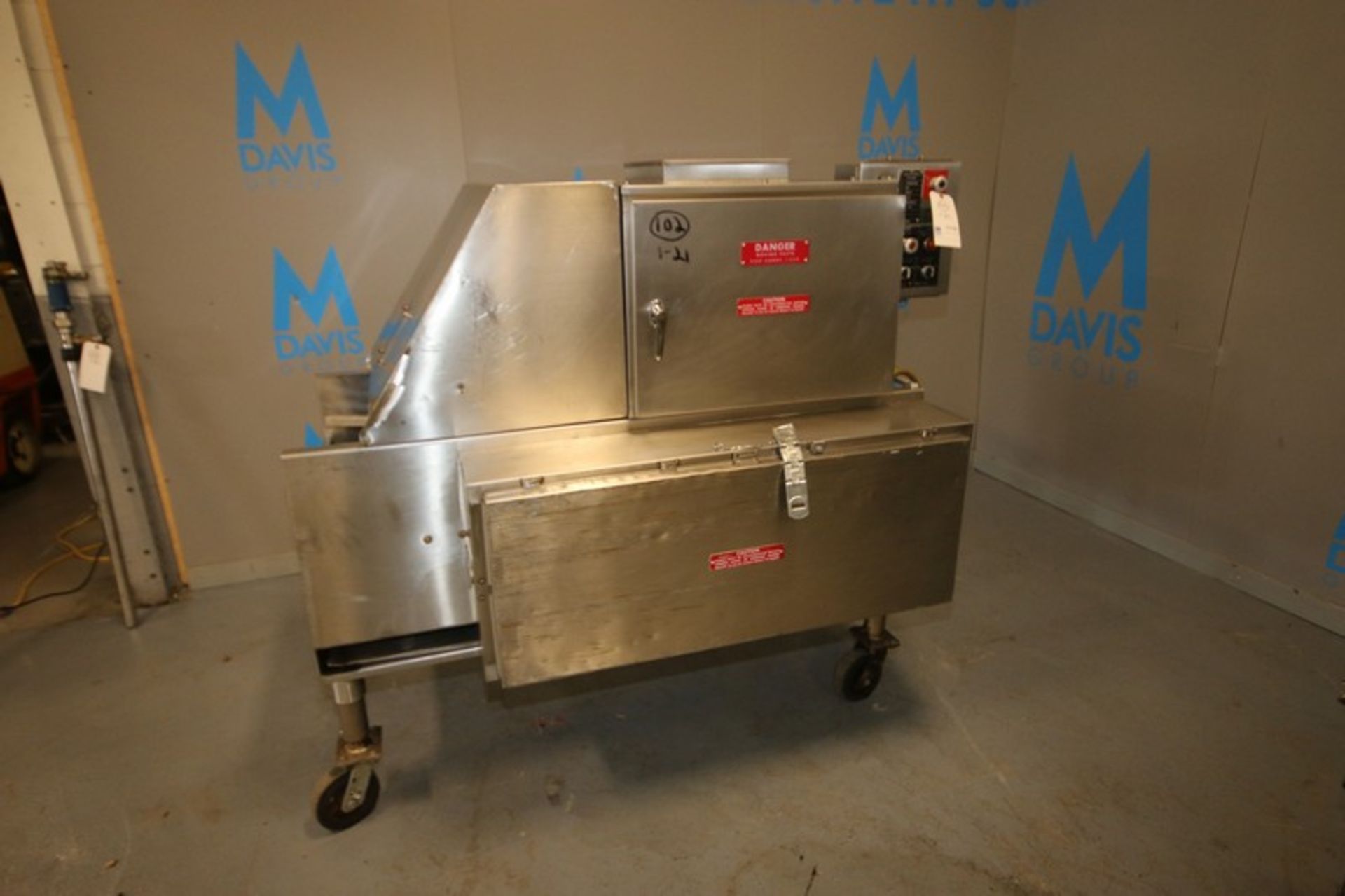 Mallet S/S Bread Pan Oiler,M/N 01A, S/N 242-456, 460 Volts, 3 Phase, Mounted on Portable Frame (
