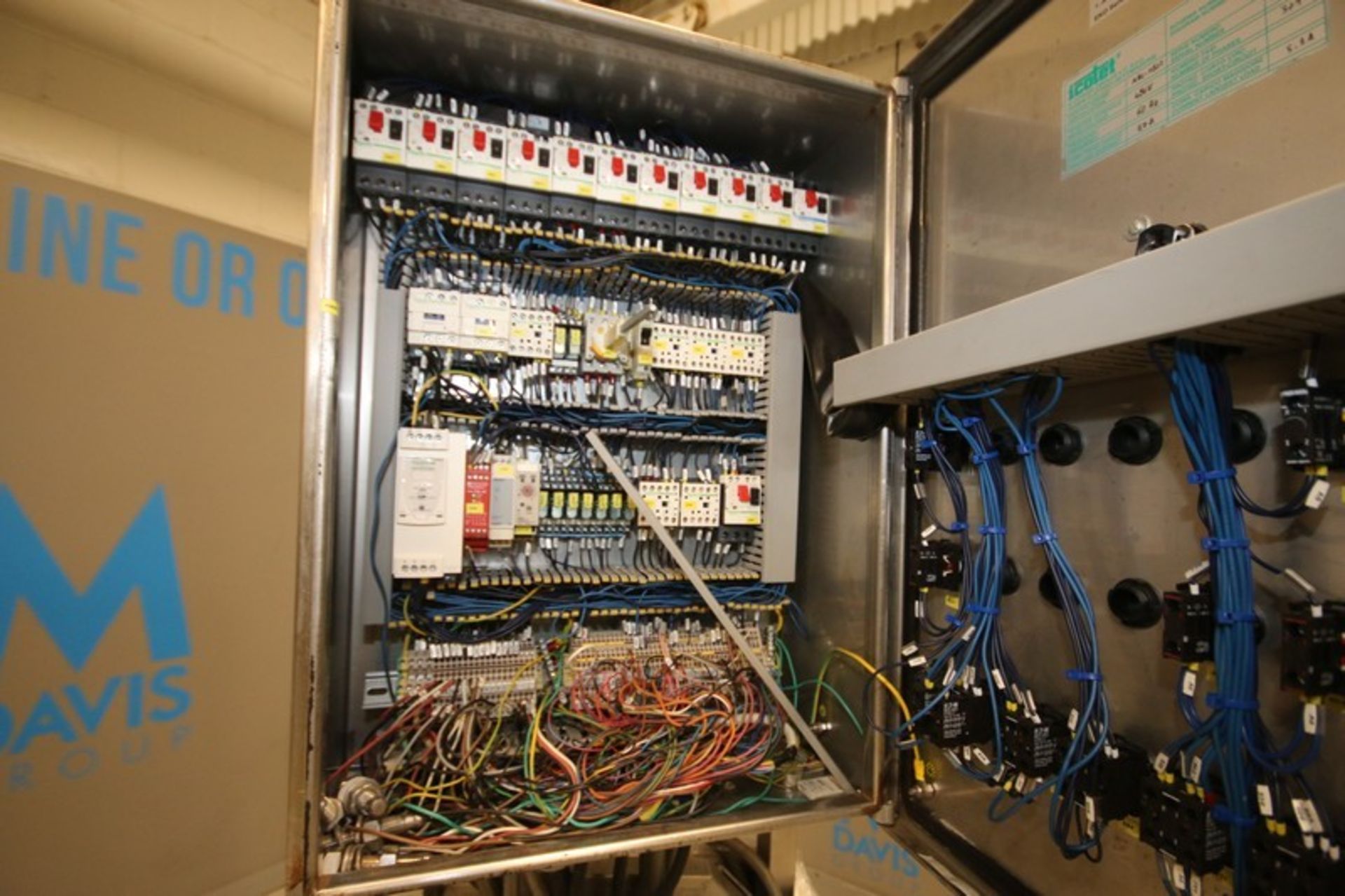 19" W x 27" H x 9" W S/S Conveyor Control Panelwith Relays & Switches Mounted on Rack(INV#79940)( - Image 2 of 4