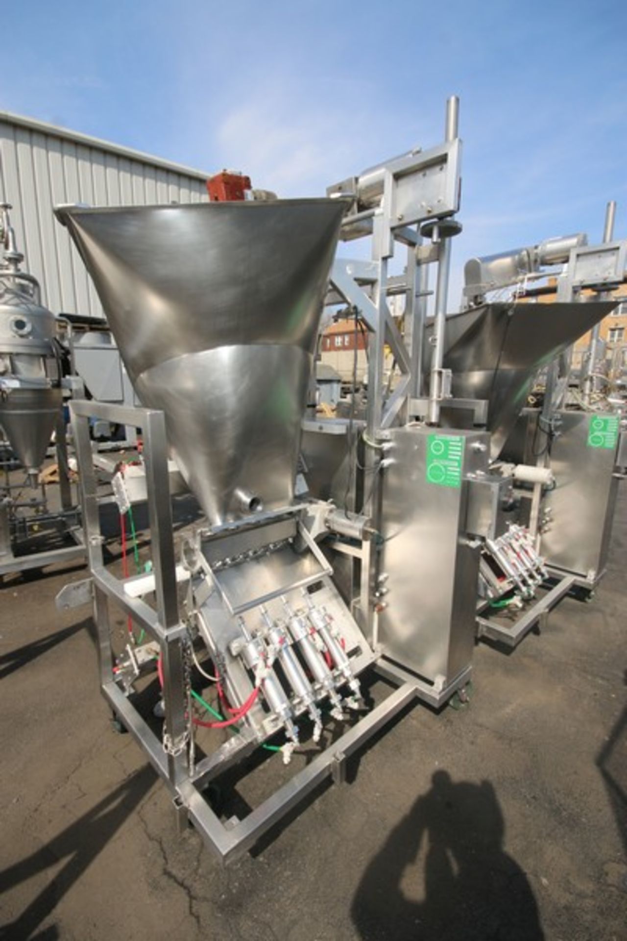 Raque S/S 4-Piston Filler,M/N PF2.5-4, S/N 1000164, with Hopper, 460 Volts, 3 Phase, Mounted on - Image 2 of 6