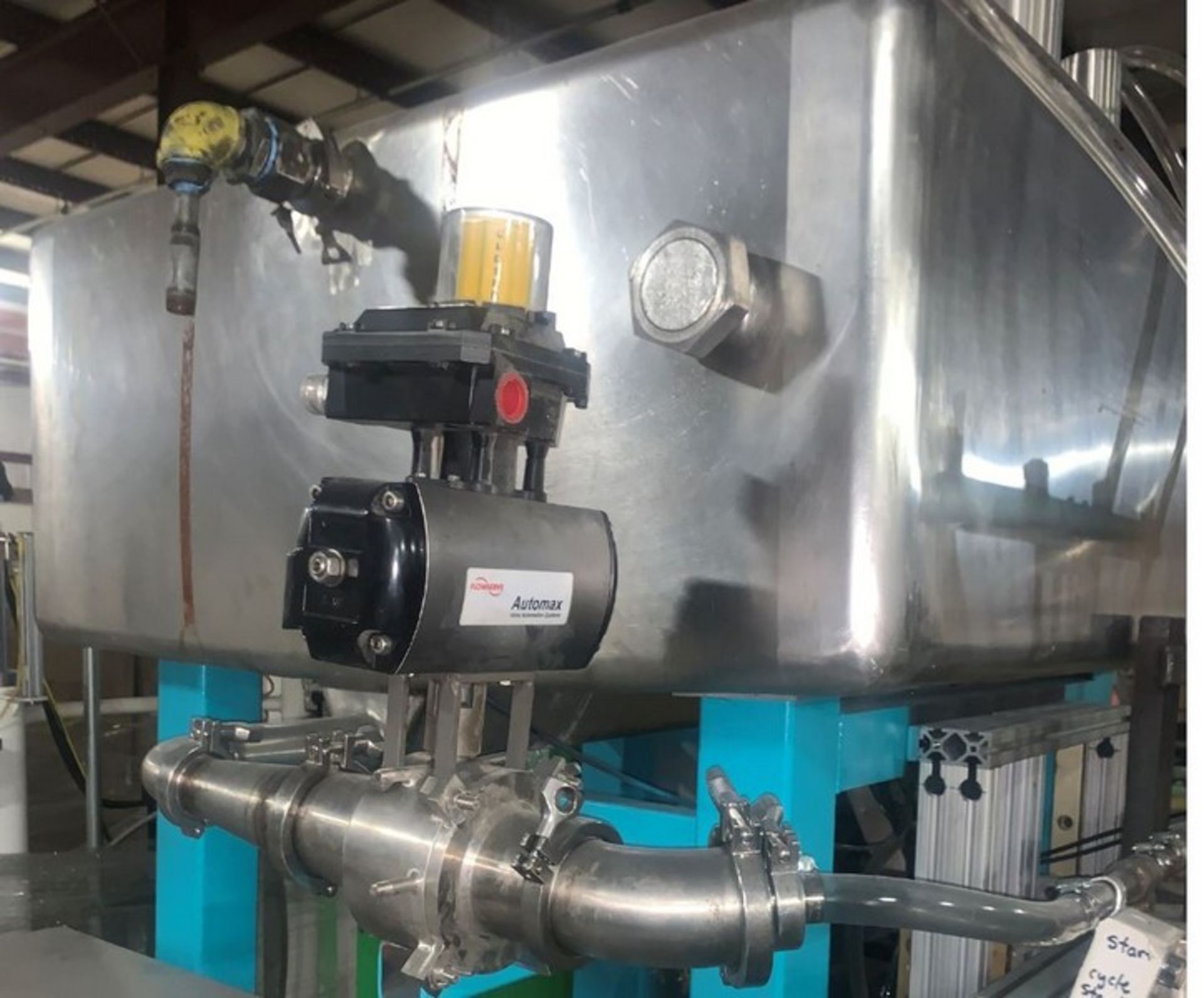 Custom Four Head Gallon Filler with 200-gallon reservour in caster to mive over existing - Image 3 of 7