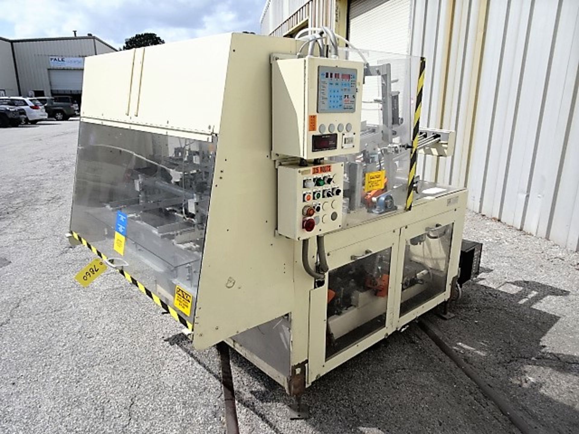 DELKOR 752 BIII Dual-Mandrel Tray Former with Nordson 3100 Hot Melt Glue (Located Charleston, - Image 2 of 4