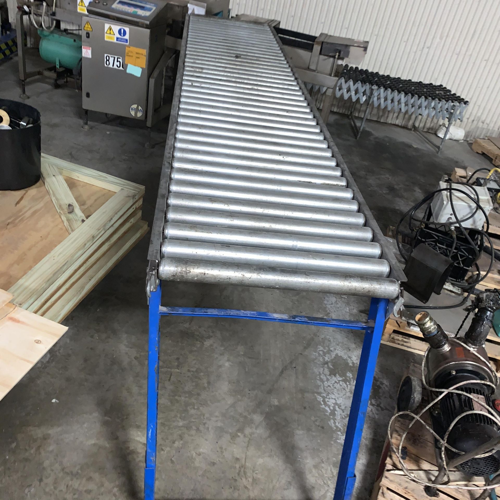 Roller Conveyor 12" Wide 10 Ft Long (LOCATED IN IOWA, RIGGING INCLUDED WITH SALE PRICE - Loading Fee