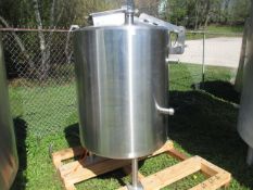 200 Gallon A&B Processor, Open Top With Single Lift Cover And 16” X 12” Rectangular Top Hinged