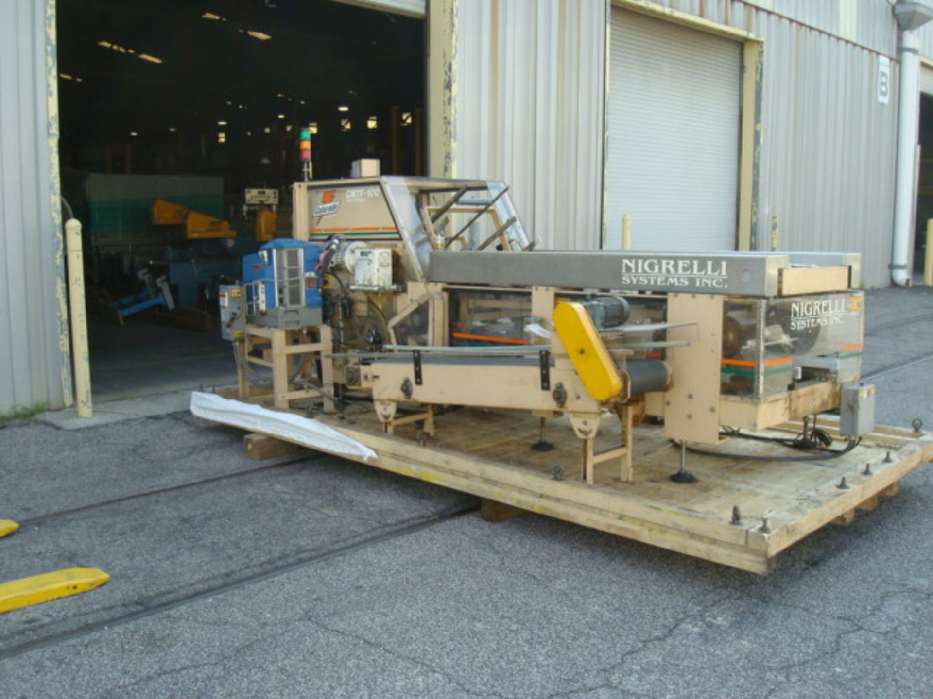 NIGRELLI High-Speed Tray Former with Nordson ProBlue 10 Hot Melt Glue; Model CMTF-100 (Located