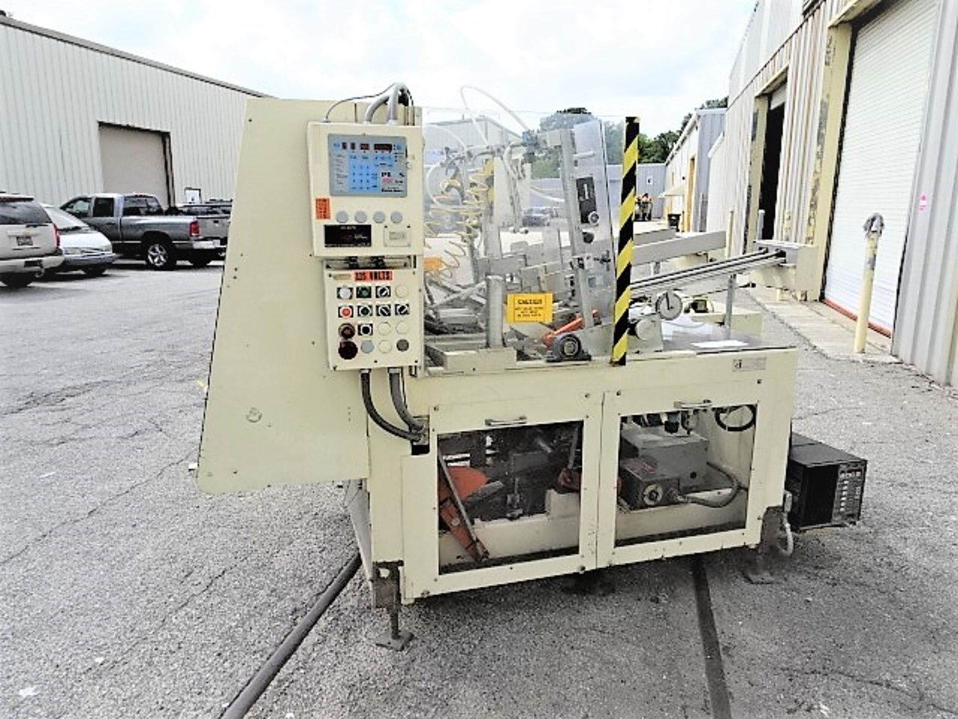DELKOR 752 BIII Dual-Mandrel Tray Former with Nordson 3100 Hot Melt Glue (Located Charleston, - Image 3 of 4