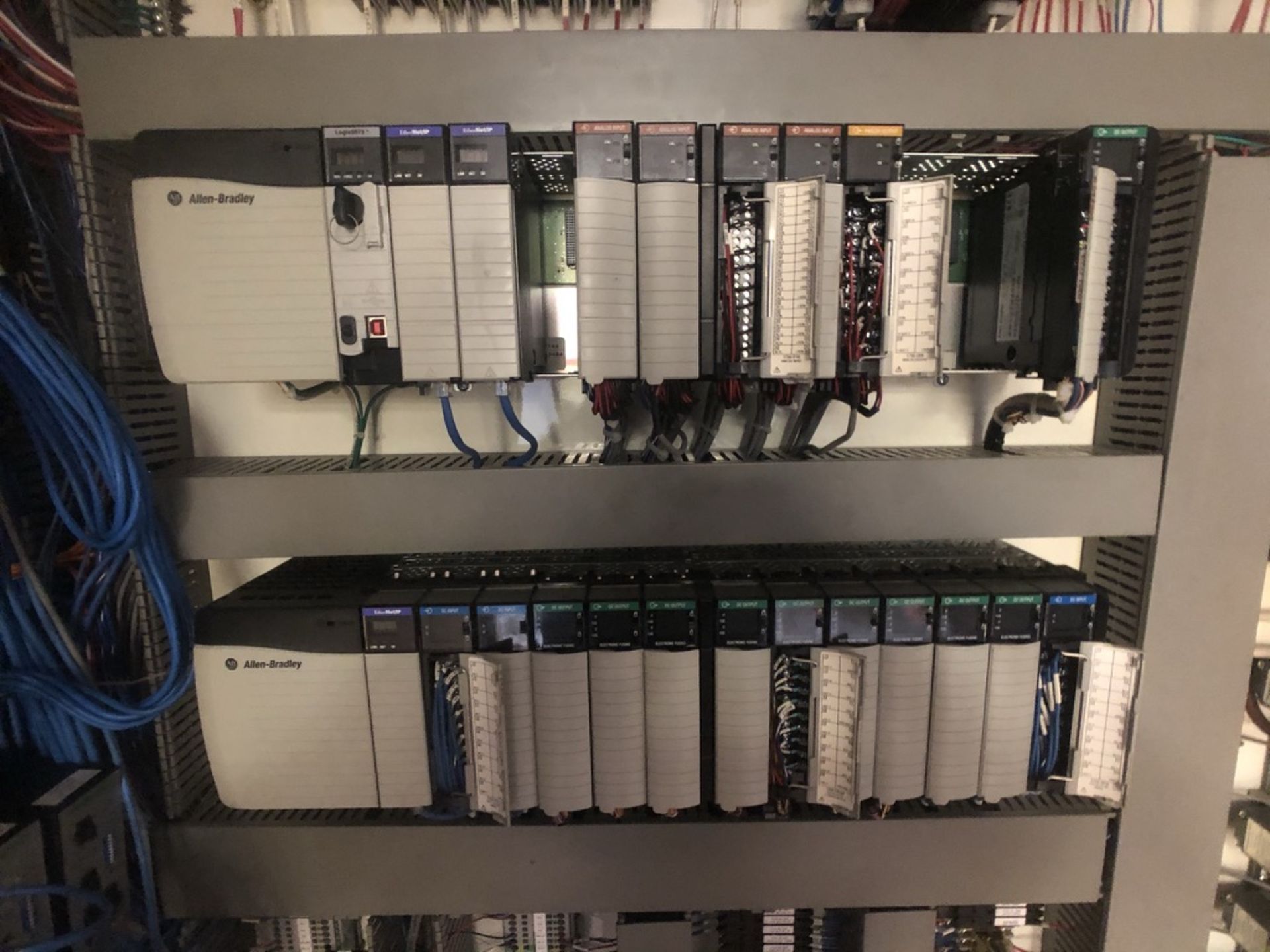 PROCESS FLOOR 2-DOOR S/S CONTROL PANEL, INCLUDES ALLEN BRADLEY AB LOGIX5573 PLC, 13-SLOT INPUT/ - Image 4 of 13