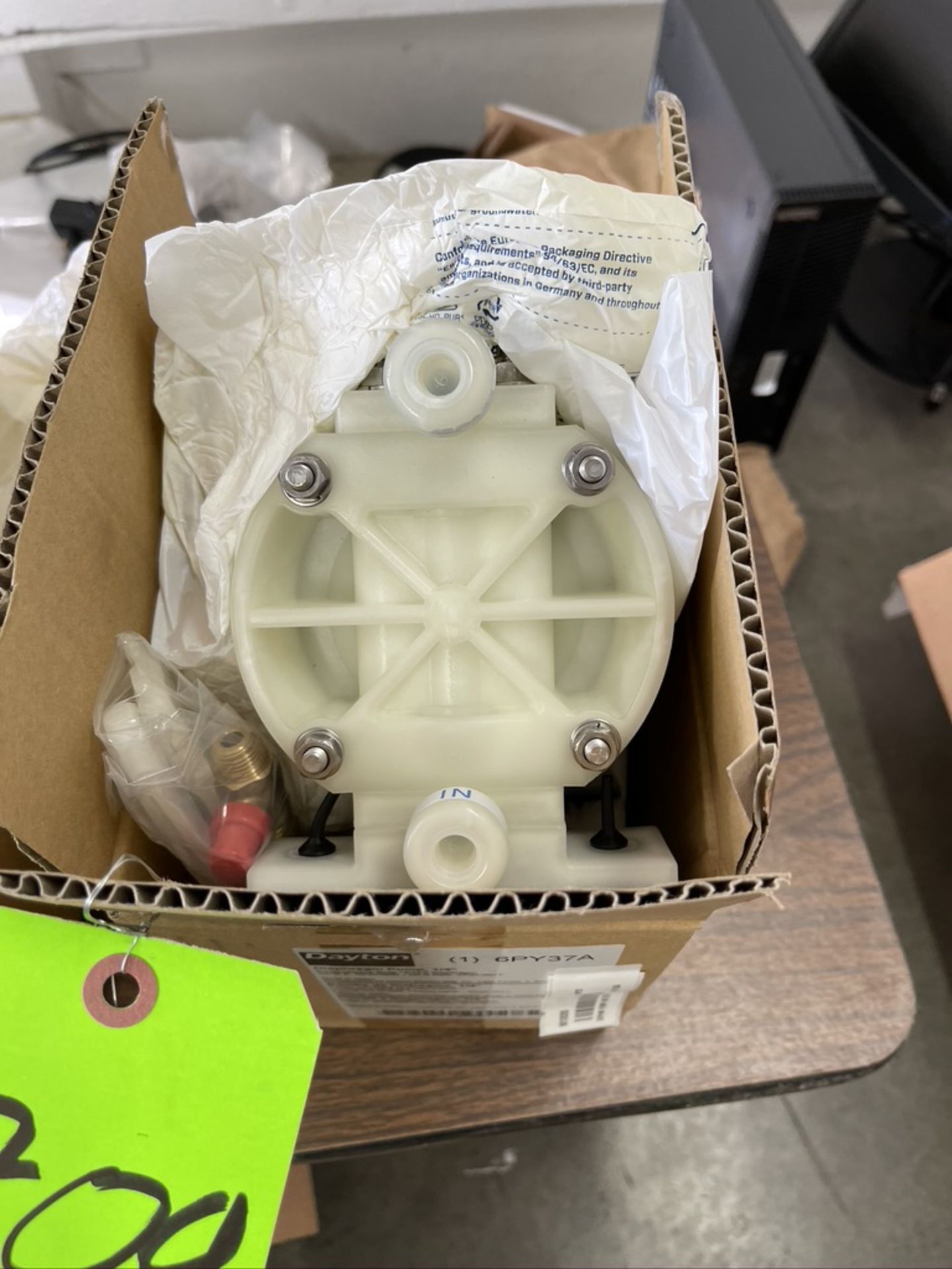 (2) DAYTON AIR-OPERATED DIAPHRAGM PUMP 1/4'' (NEW IN BOX) - Image 2 of 6