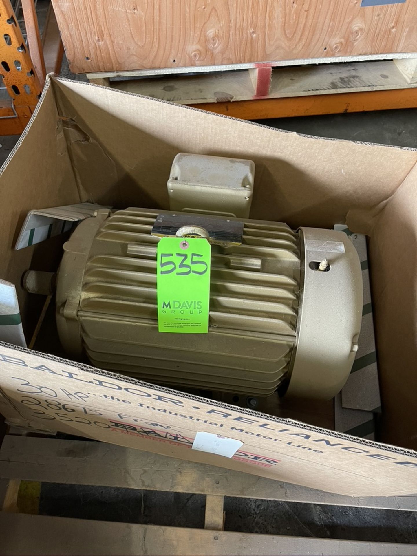 BALDOR MOTOR 30 HP 3520 RPM 230/460 V (BELIEVED TO BE NEW)