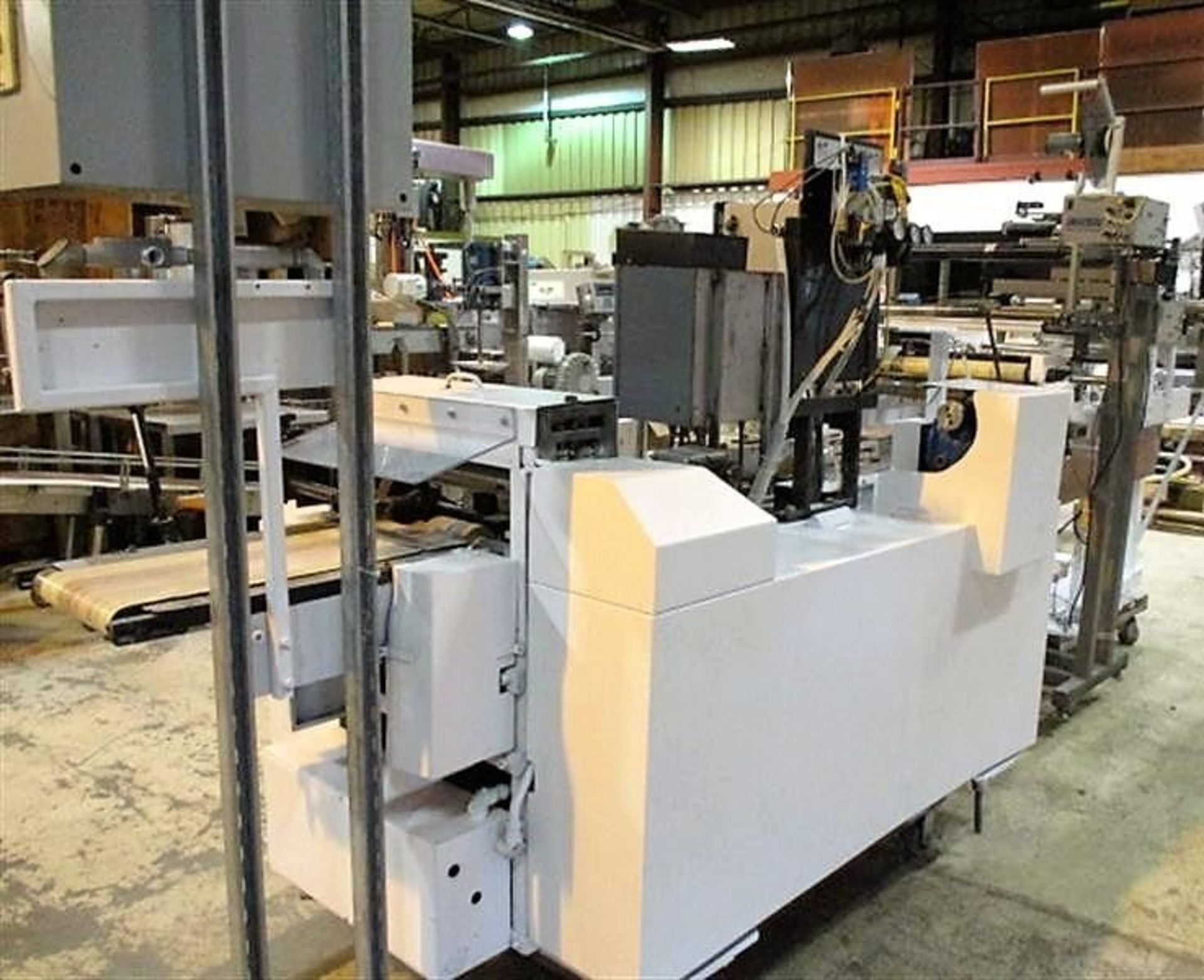 FMC Campbell Horizontal Flow Wrapper, Model 2201, S/N 2200-2304 with (2) Universal Labelers, Model - Image 17 of 18