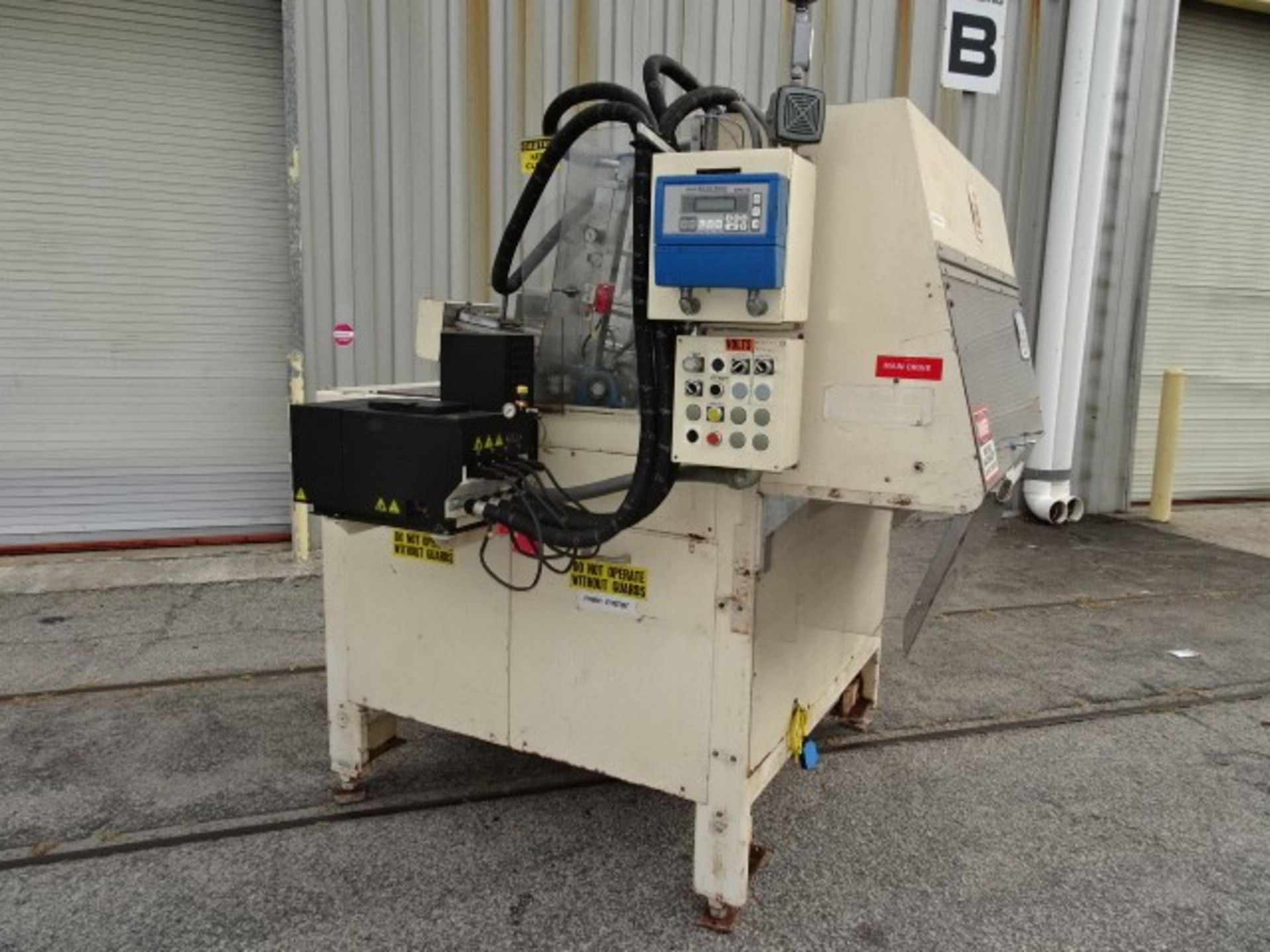 DELKOR 752 Tray Former with ITW Challenger Quattro Hot Melt Glue (Located South Carolina) - Image 2 of 4