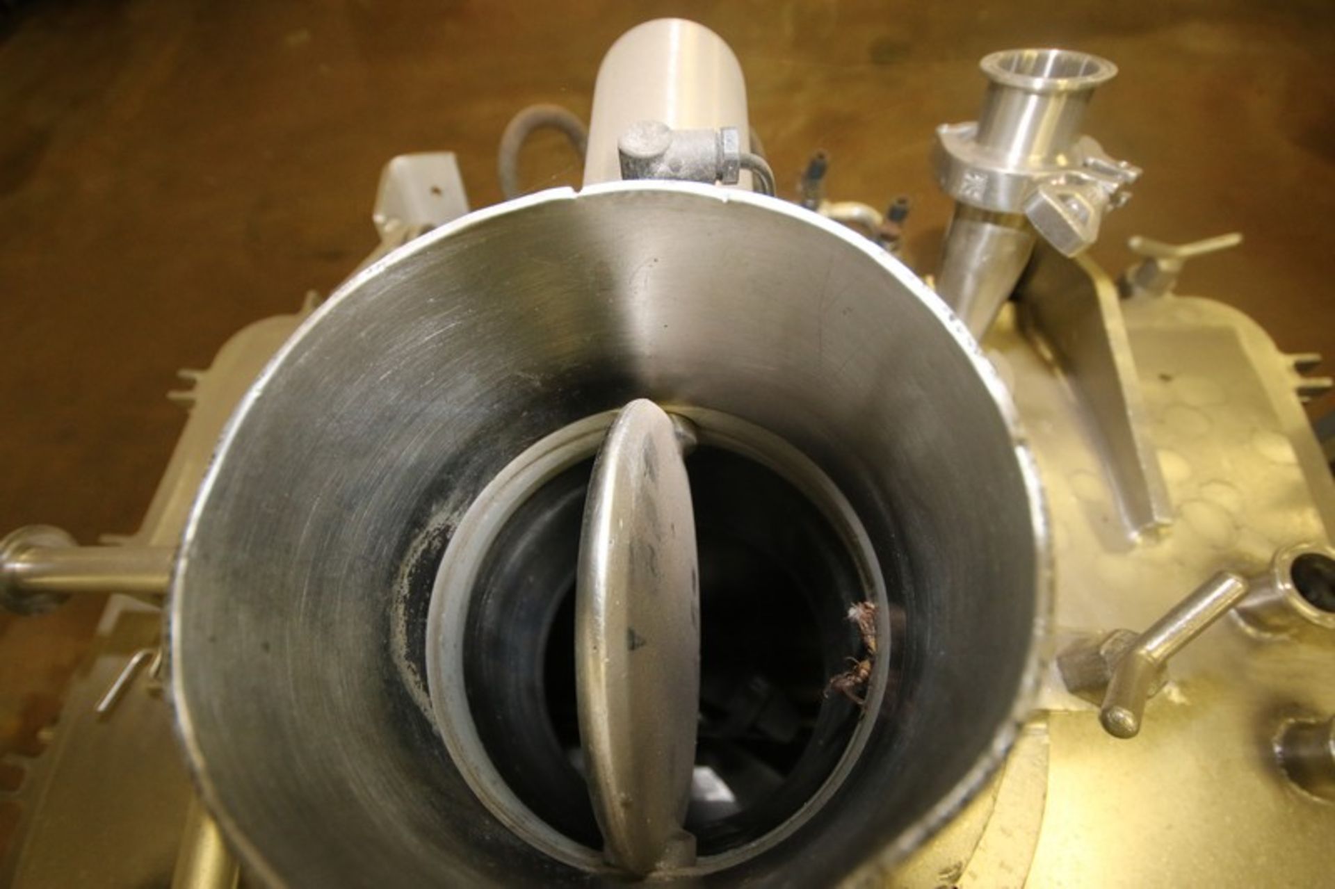 S/S Batter Mixer, with Pressure Lid, with Bottom S/S Clad Drive, with Front Mounted S/S Platform ( - Image 9 of 10