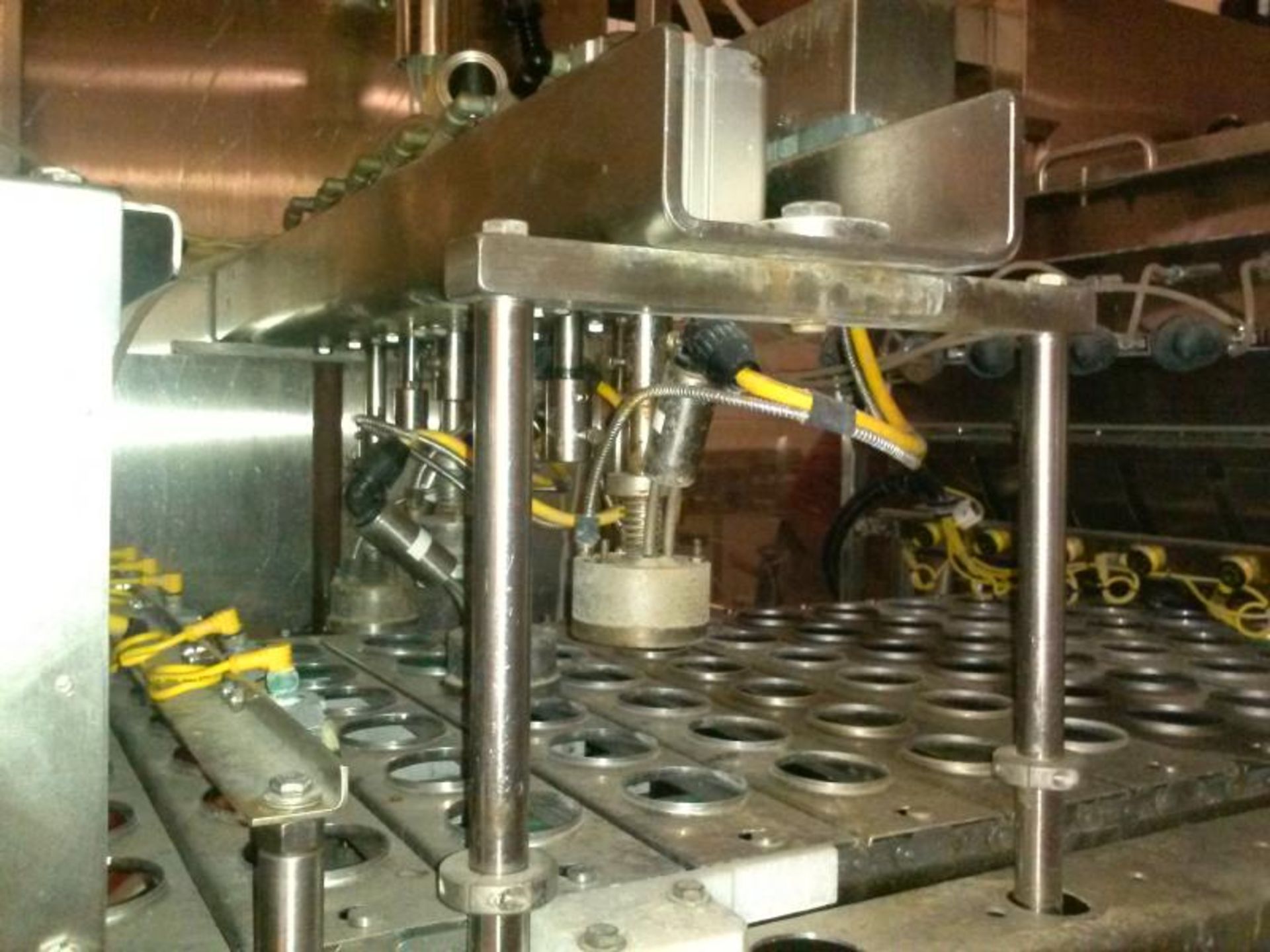 Osgood Cultured Products Filler, Model 6400, S/N 635 Single Index 6-Lane Filling System, - Image 8 of 13