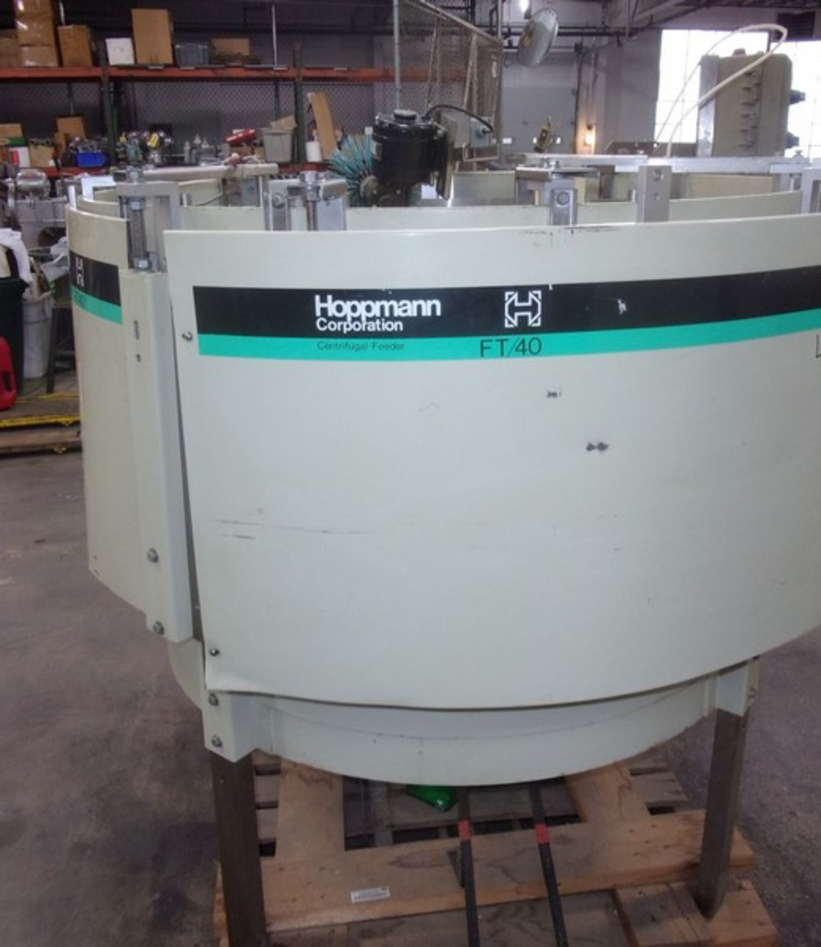 Hoppman Centrifugal Bottle Feeder, Model FT/40, S/N 16136, Unit is in Very Good - Image 2 of 11