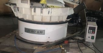 Euro 360 Vibratory Cap Feeder with Speed Controller (LOCATED IN IOWA, RIGGING INCLUDED WITH SALE
