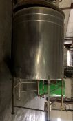 1000 Gallon (approx.) Stainless Steel Single Wall Tank-70" diameter, 60" straight side. Flat top and