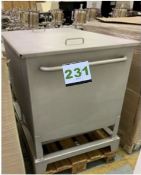 Never Used Sartarious Tote on Casters - - (LOCATED IN IOWA, RIGGING INCLUDED WITH SALE PRICE) --