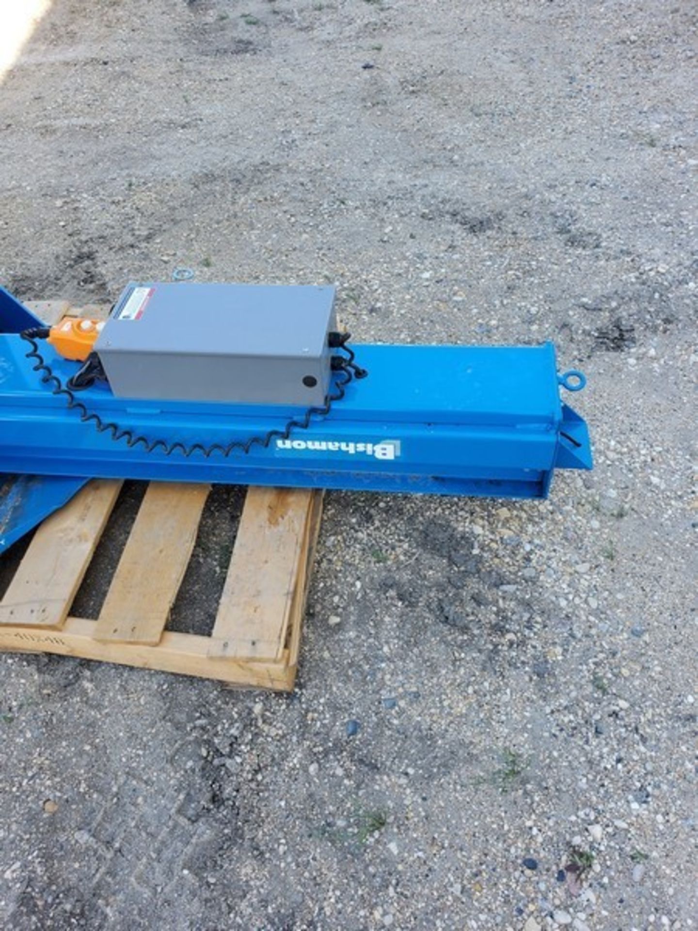 2015 Bishamon Aprox. 2,500 lb. Capacity Pallet Lifter, Model LP-25, S/N 1508702 with 24: Load - Image 3 of 4