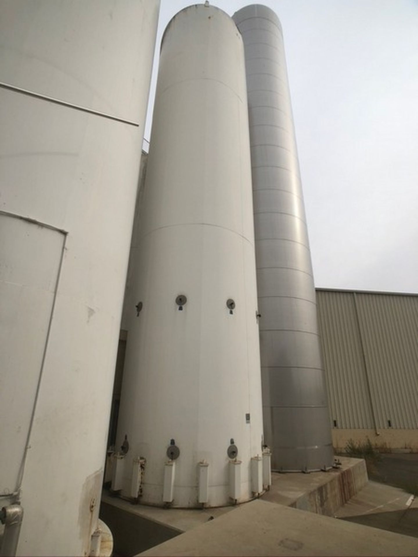 MUELLER 40,000 GALLON JACKETED SILO , S/N 324951-1 - Image 2 of 36