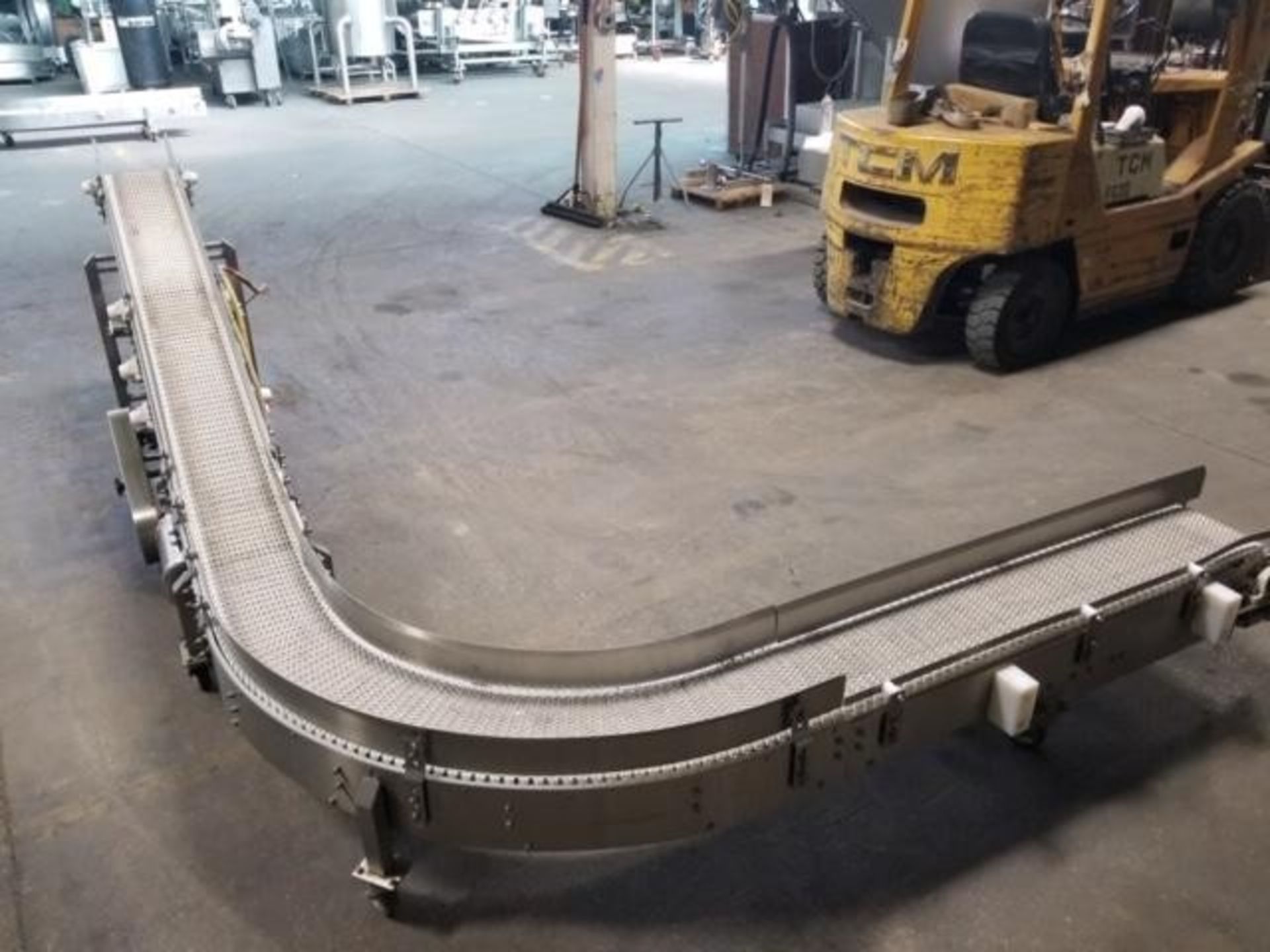 Aprx. 10 Inch Wide x 200" L S/S Sanitary Incline 90 Deg Intralox Belt Portable Conveyor, with 1 hp - Image 5 of 16