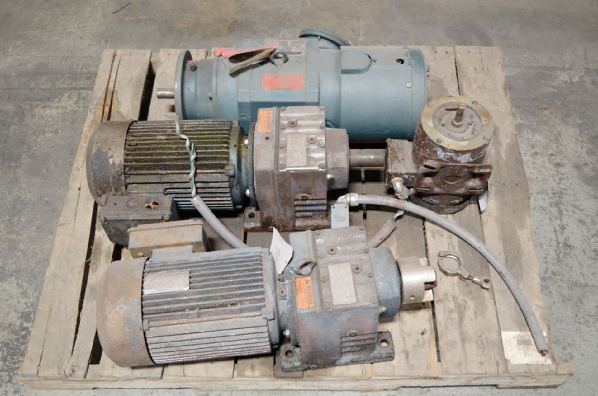 Baldor Motor CM3554, 1.5HP, Frame 56C, 3PH, 1725 RPM; Reliance Electric Motor, 2HP, 1750RPM, - Image 3 of 5
