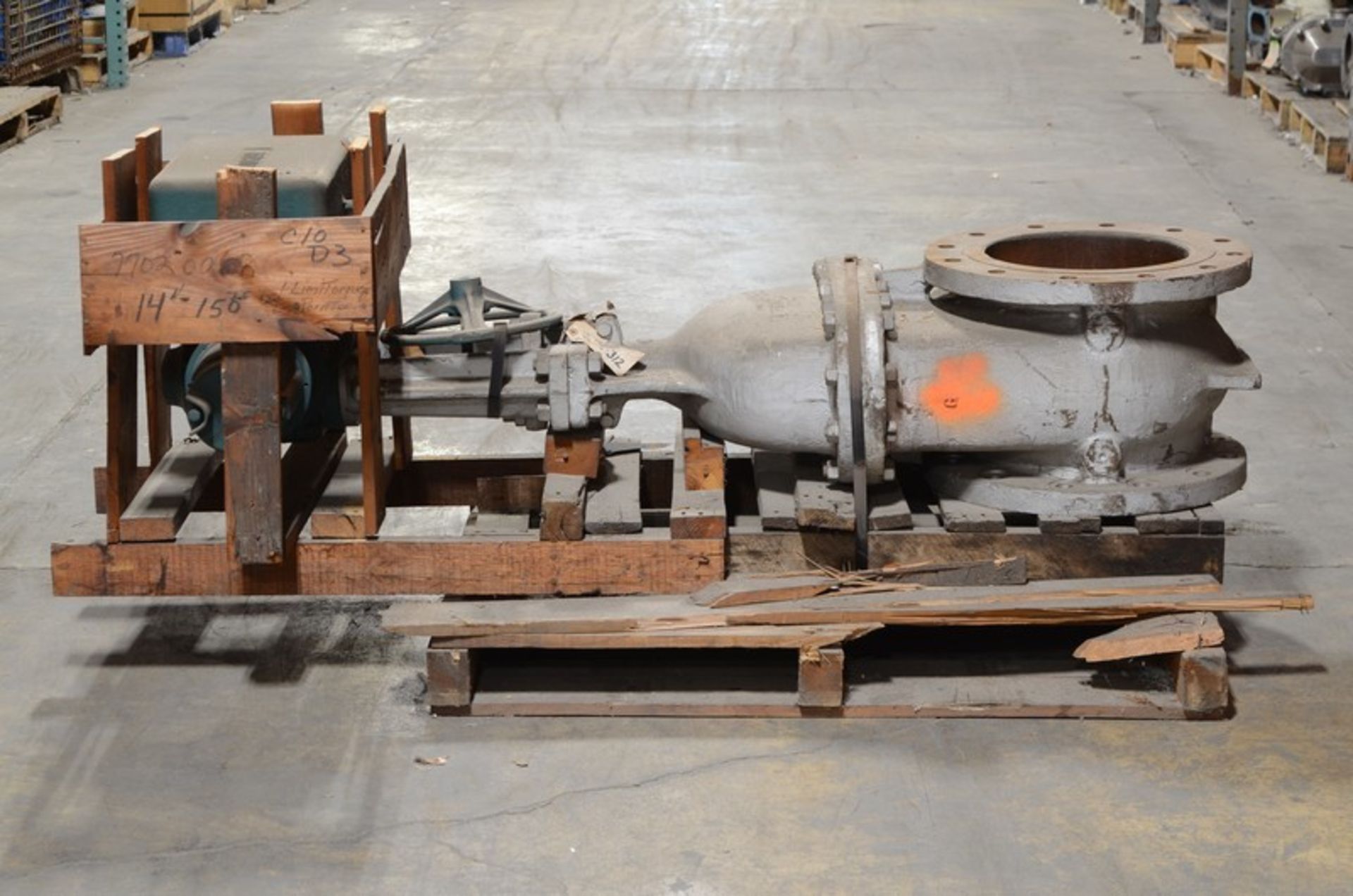 14" Steel Valve RF with Limitorque Motor (Loading Fee $25) (Located Lebanon, PA) - Image 5 of 5