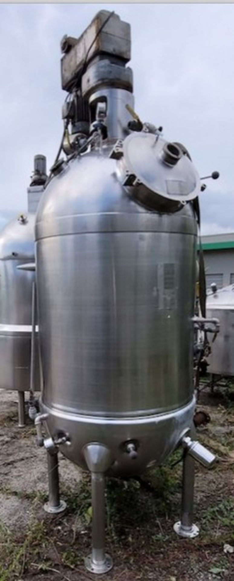 Hamilton 150 Gallon Vacuum Scrape Surface Mixing Kettle with Steam Jacketed 90PSI, 2 HP 230/460v 3PH