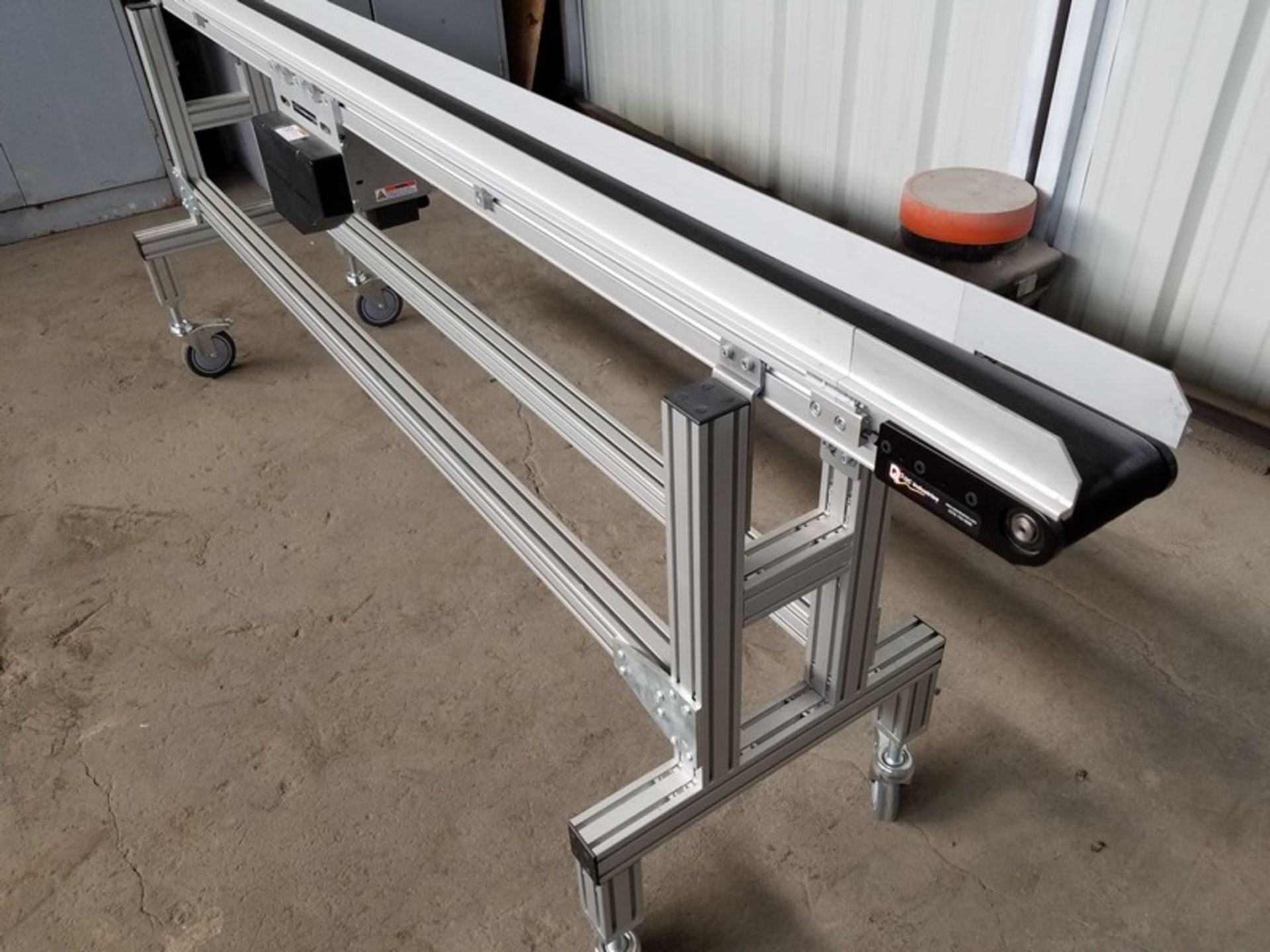 Aprox. 4" wide x 102" long x 36" high belt conveyor, casters (Handling, Loading & Site - Image 2 of 5