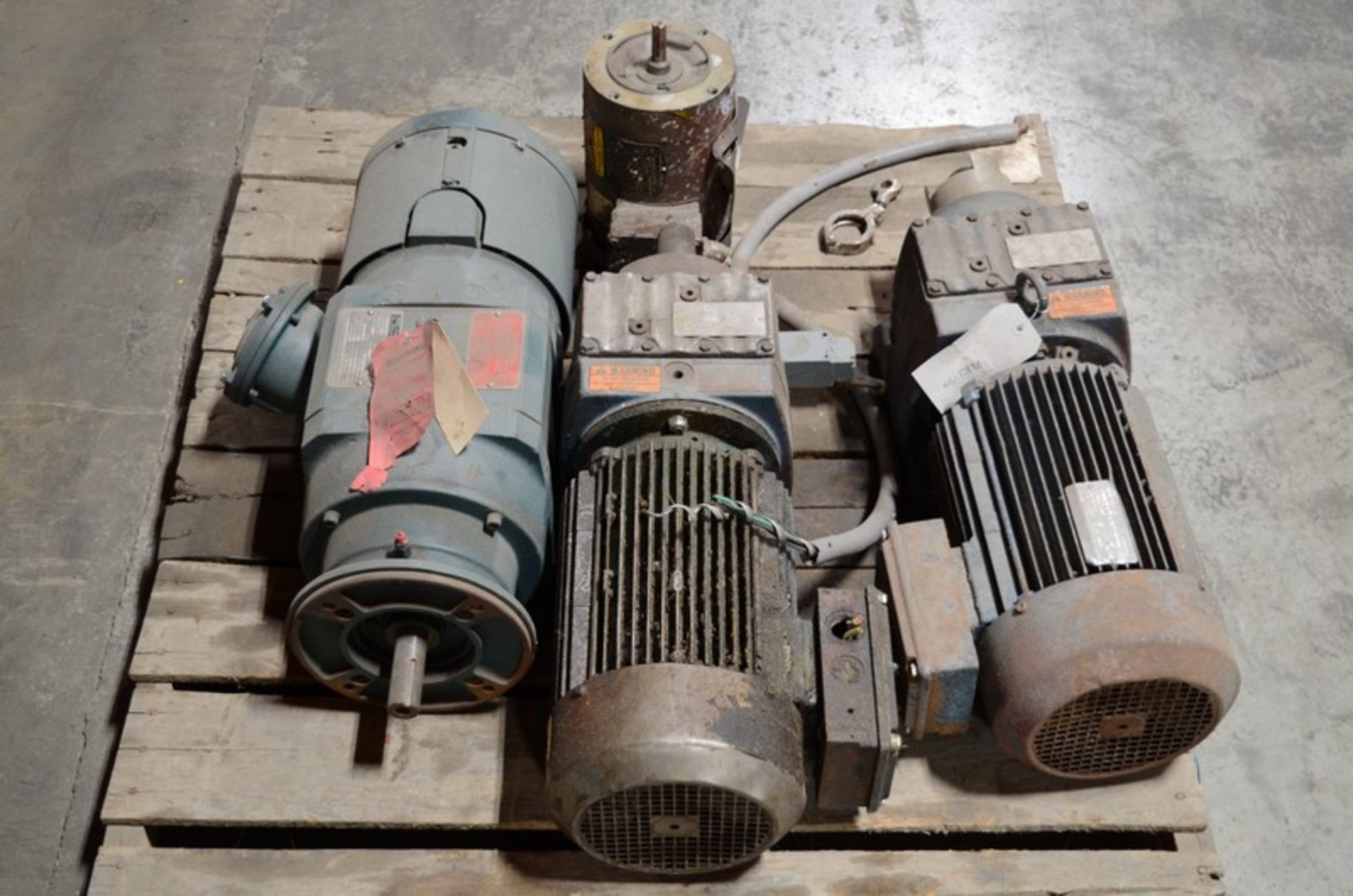 Baldor Motor CM3554, 1.5HP, Frame 56C, 3PH, 1725 RPM; Reliance Electric Motor, 2HP, 1750RPM, - Image 4 of 5