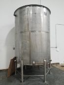 Aprox. 2,000 gallon stainless steel tank, 90" wide x 13' height (Handling, Loading & Site Managemen