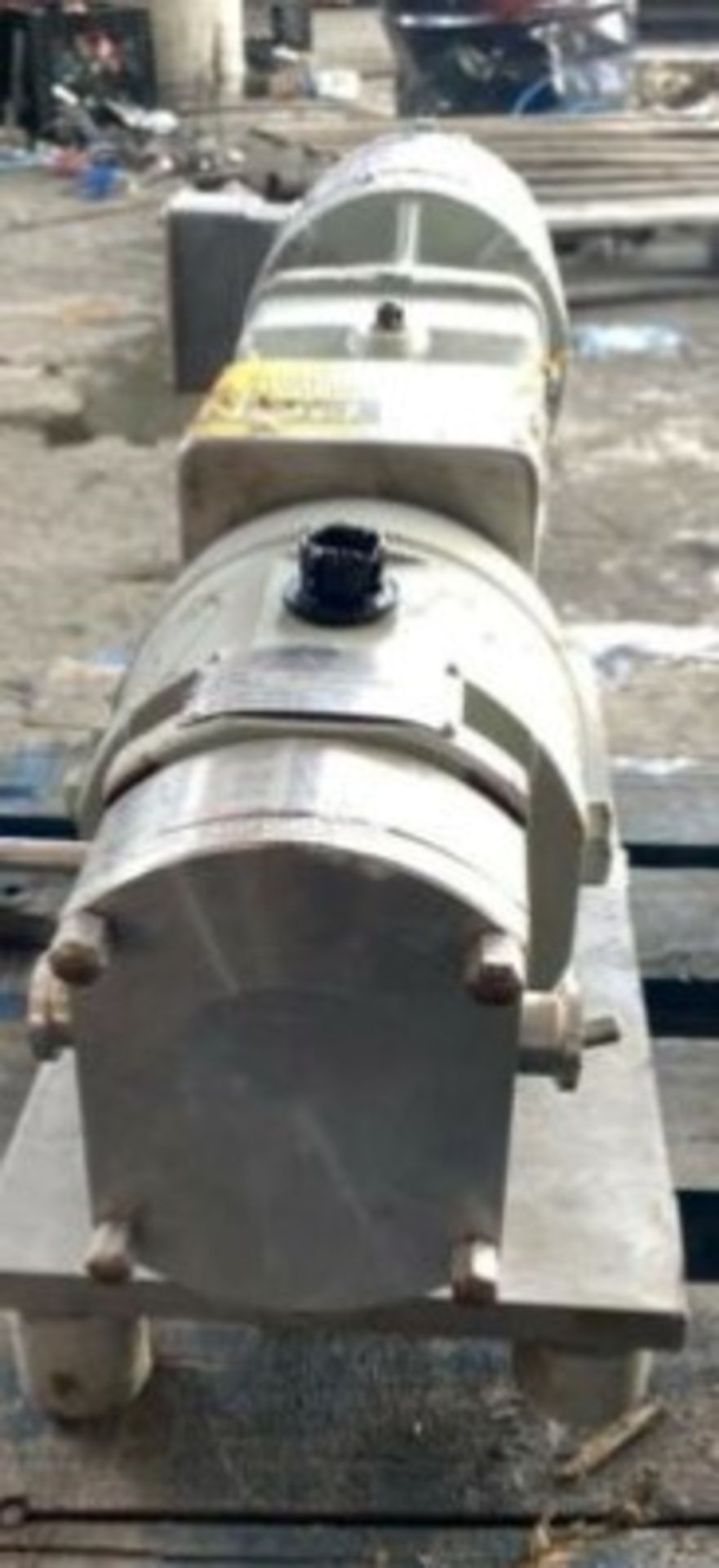 Fristam Positive Pump; Model: FL 215 with 1"/1"; Last Used in Food (Loading Fee $100) FOB HIALEAH FL - Image 3 of 5