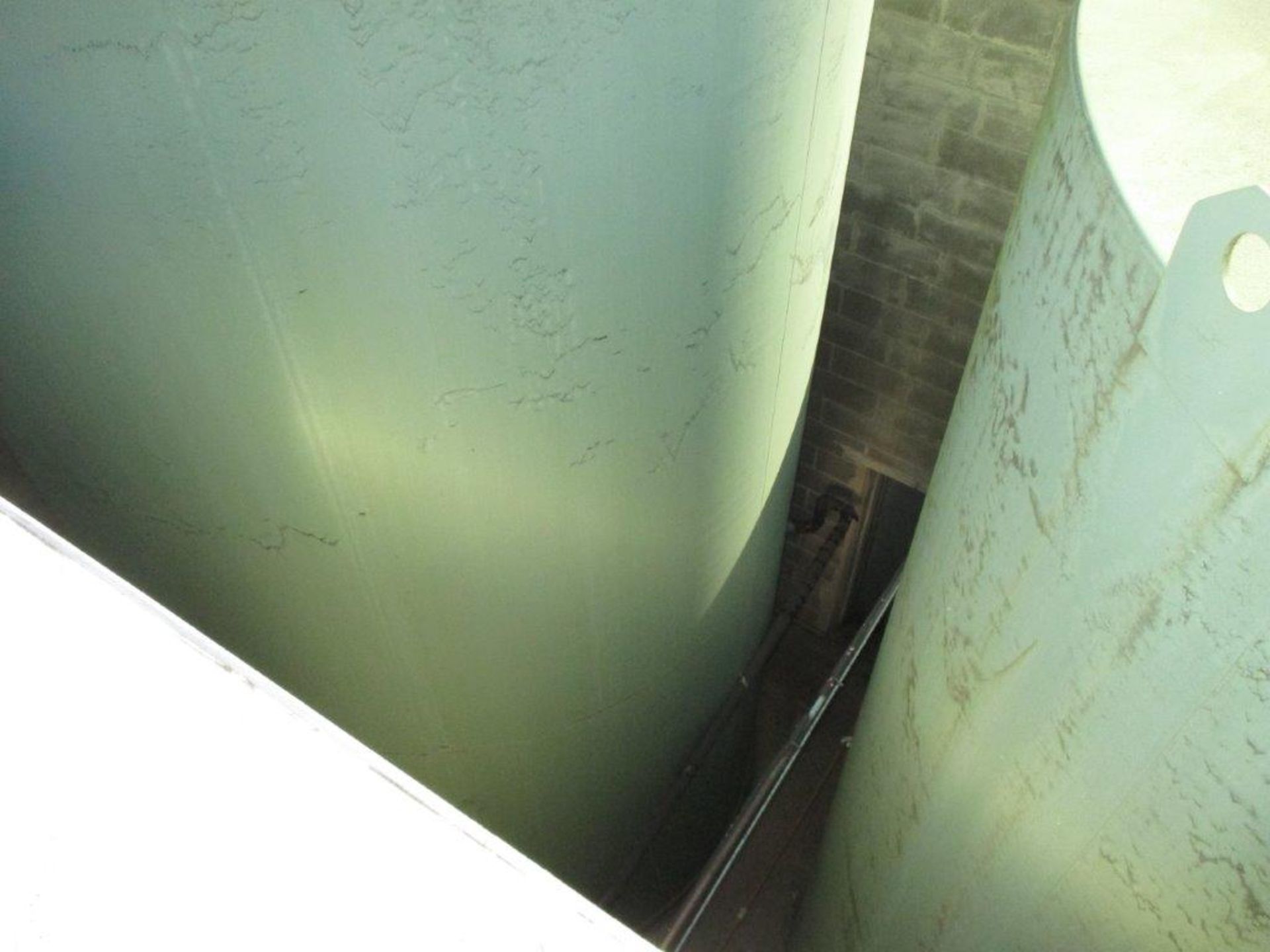 Damrow 10,000 gallon capacity, Freon refrigerated silo tank,1.5 HP horizontal agitation, Approx. - Image 8 of 9