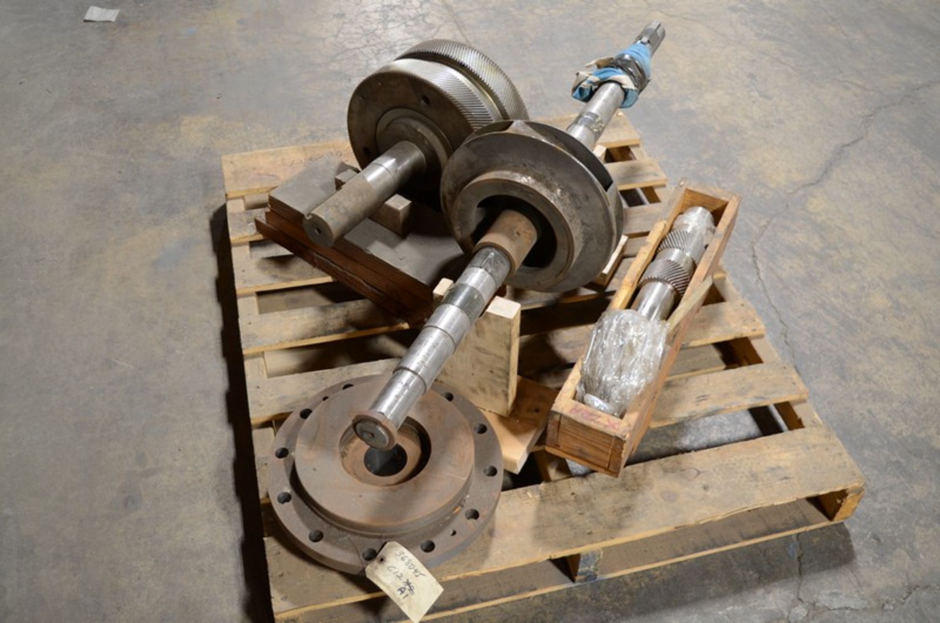 Philadelphia Gear Corp Double Helical Pinion, Flange, Shaft (Loading Fee $25) (Located Lebanon, PA) - Image 4 of 4