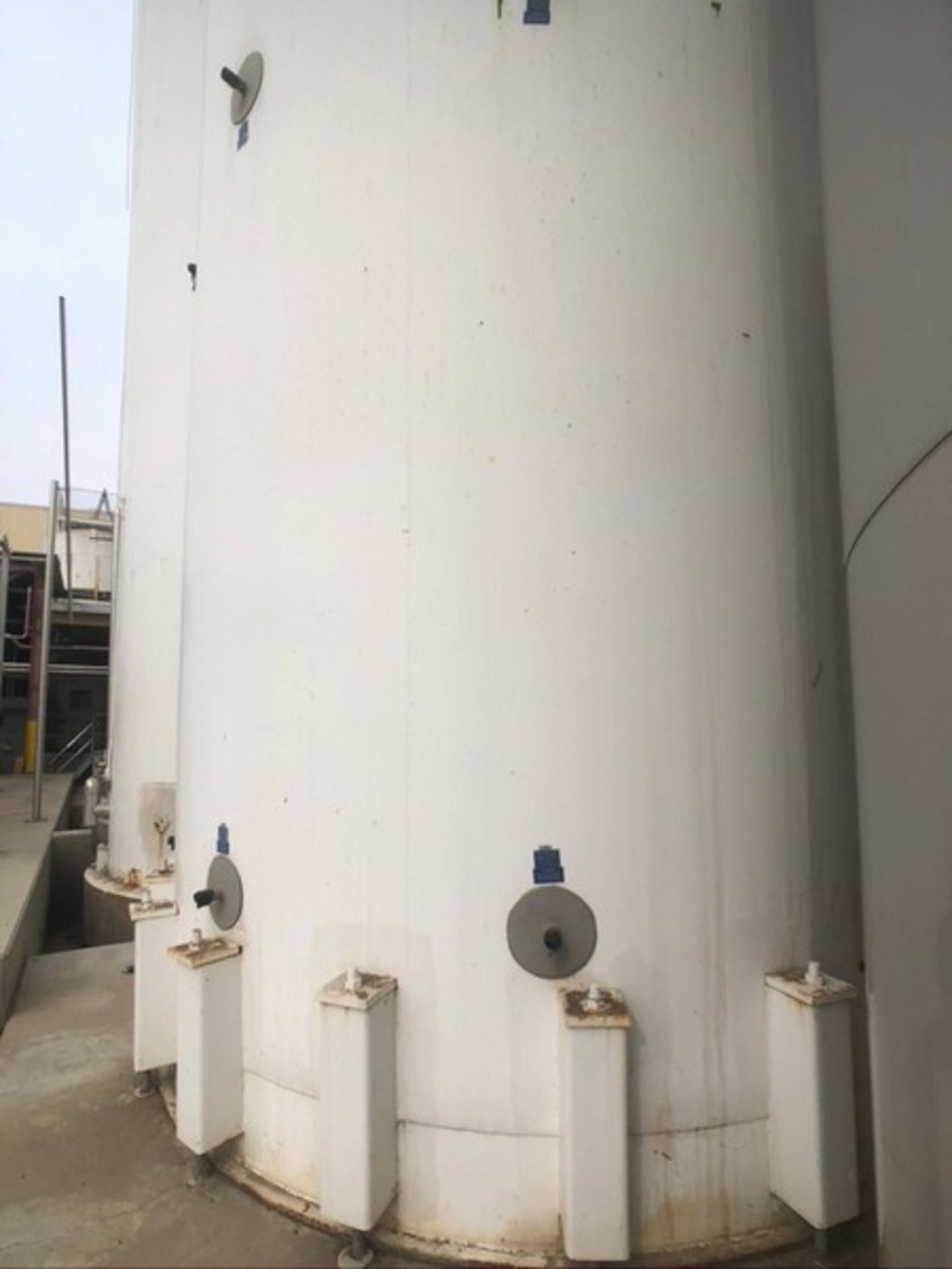 MUELLER 40,000 GALLON JACKETED SILO , S/N 324951-1 - Image 10 of 36