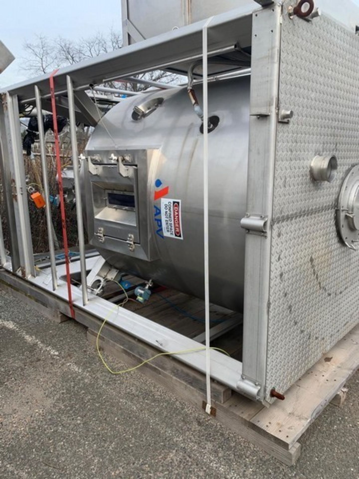 APV PILOT S/S SPRAY DRYER, MODEL PSD 58, S/N 35062, S/S PRESSURE VESSEL W/ S/S PLATFORM, APPX - Image 4 of 31