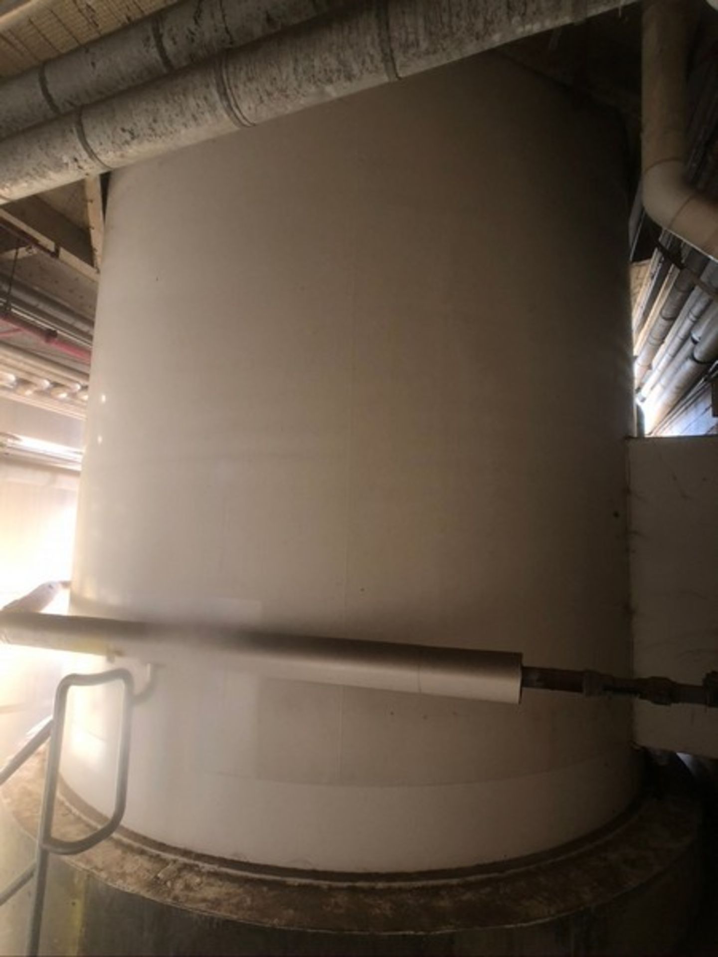 30,000 GALLON JACKETED SILO WITH VERTICAL AGITATION AND INLET VALVE (APPX. 145''DIAM. X 415''H), - Image 19 of 26