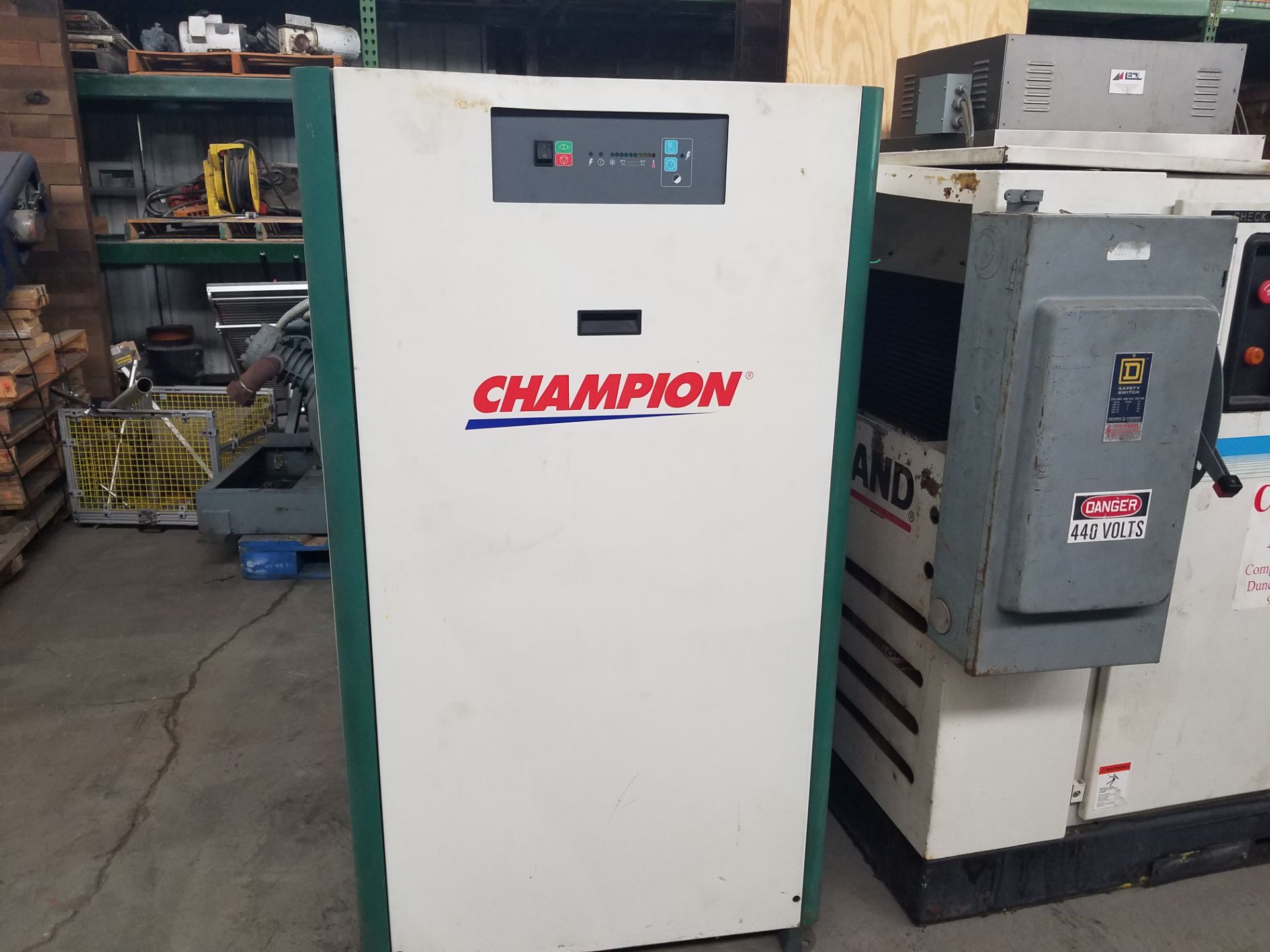 Ingersoll rand SSR-EP100 rotary screw air compressor, serial # F1662U90, volt 230/460, 3-phase, idle - Image 2 of 5