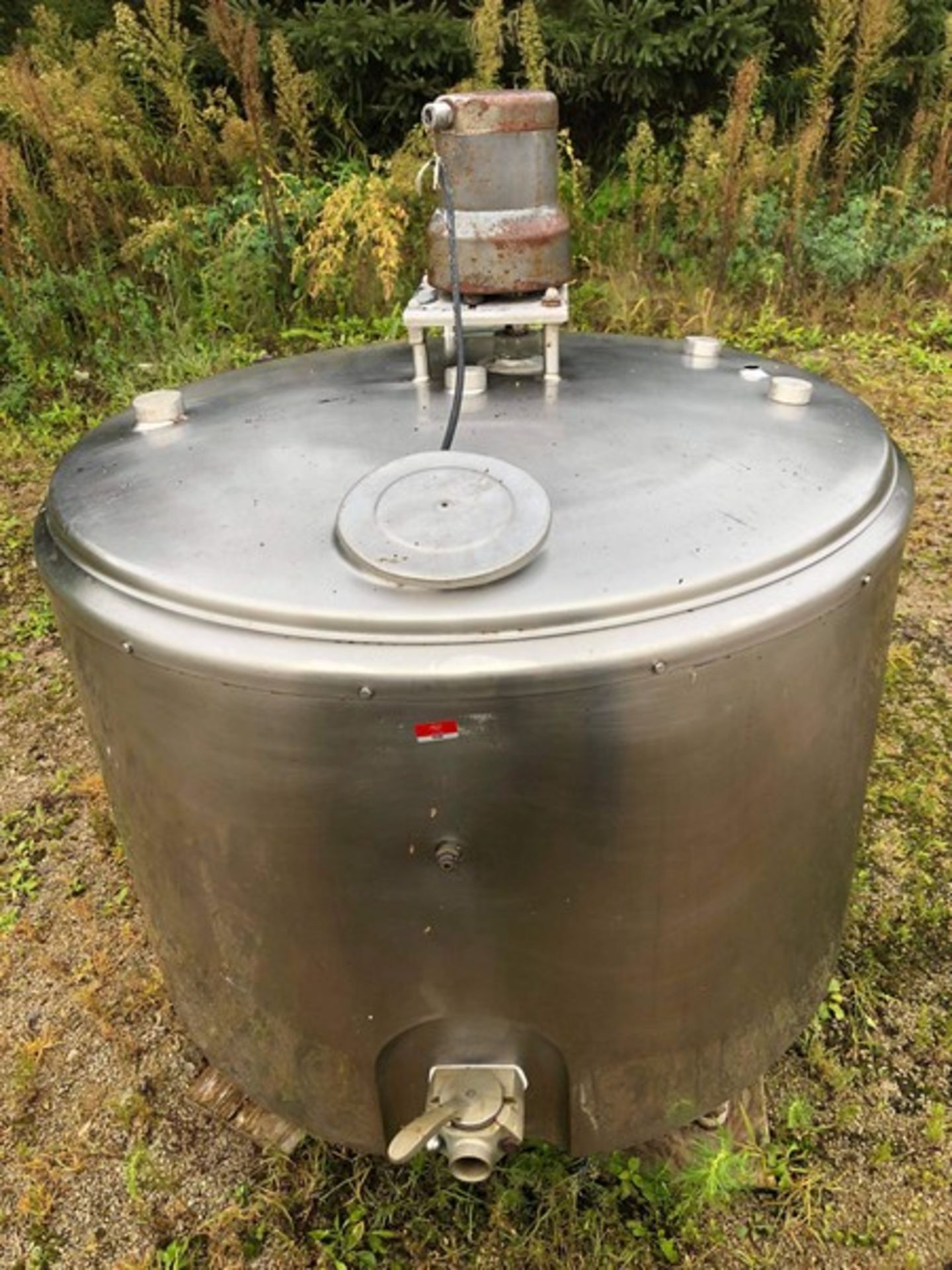 Aprox. 150 Gal. Mixing Tank, with Atmospheric (Leaks), Paddle, 1-1/2" Bevel Seat, Leak Detection - Image 2 of 5