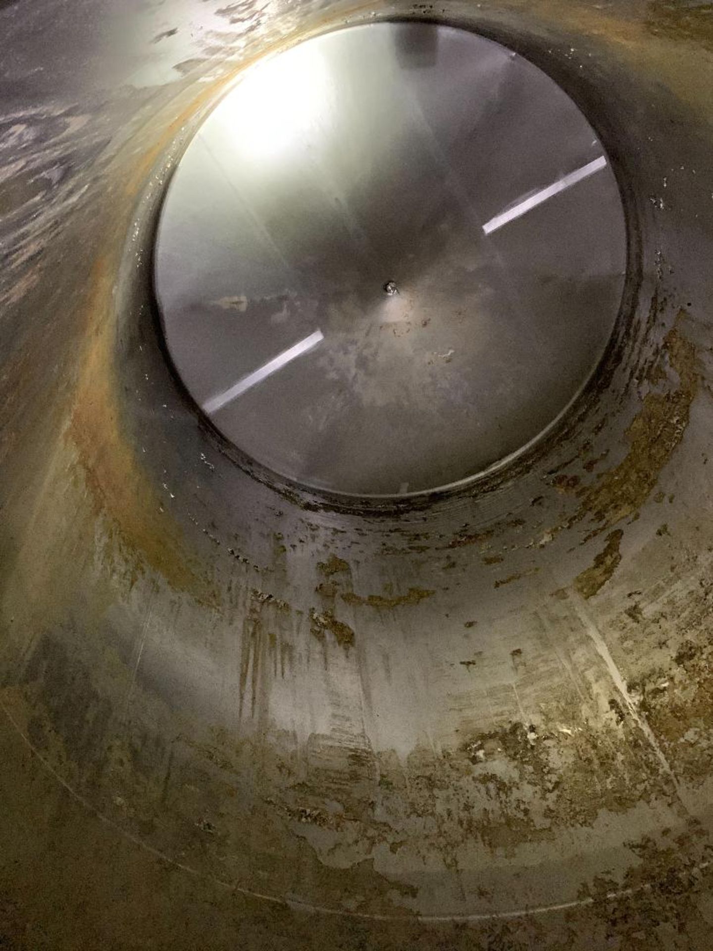 Damrow 10,000 gallon capacity, Freon refrigerated silo tank,1.5 HP horizontal agitation, Approx. - Image 4 of 9