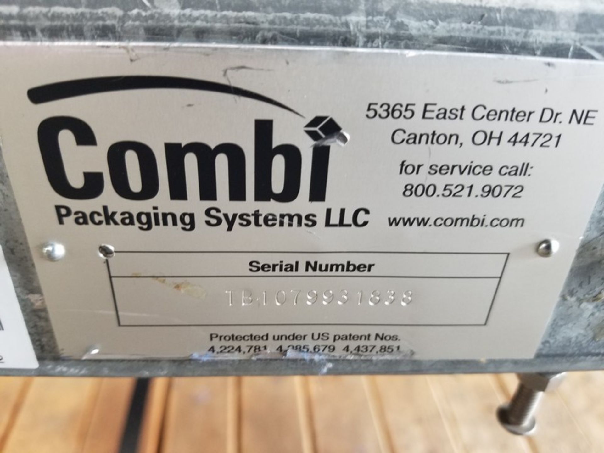 Combi top & bottom case sealer/flap closer, serial # TB4079931838 (Located Fort Worth, TX) - Image 5 of 5