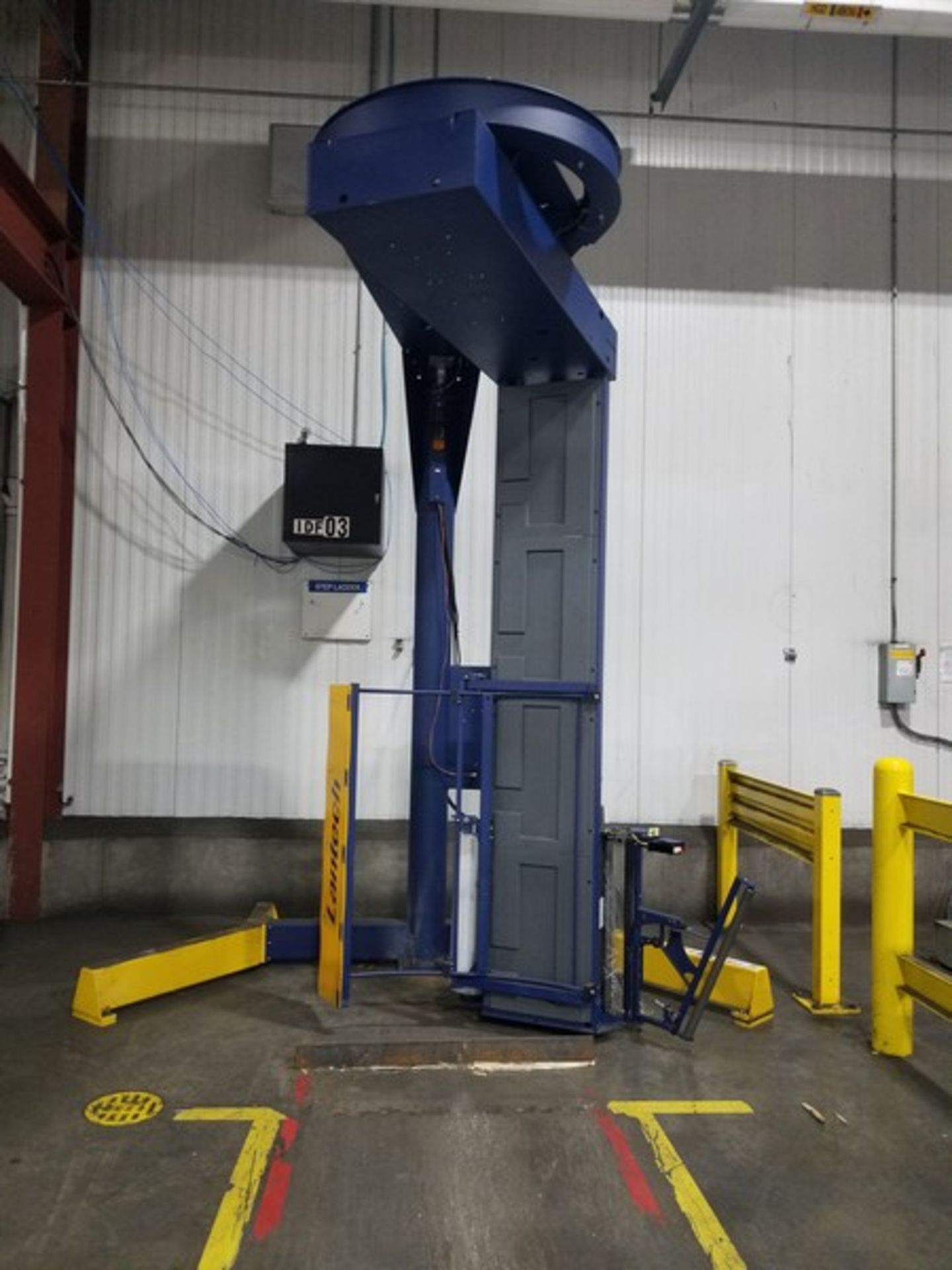 Lantech S300 over head pallet wrapper, serial # SM003342, height 110", yr. 2009 (Located Fort Worth,