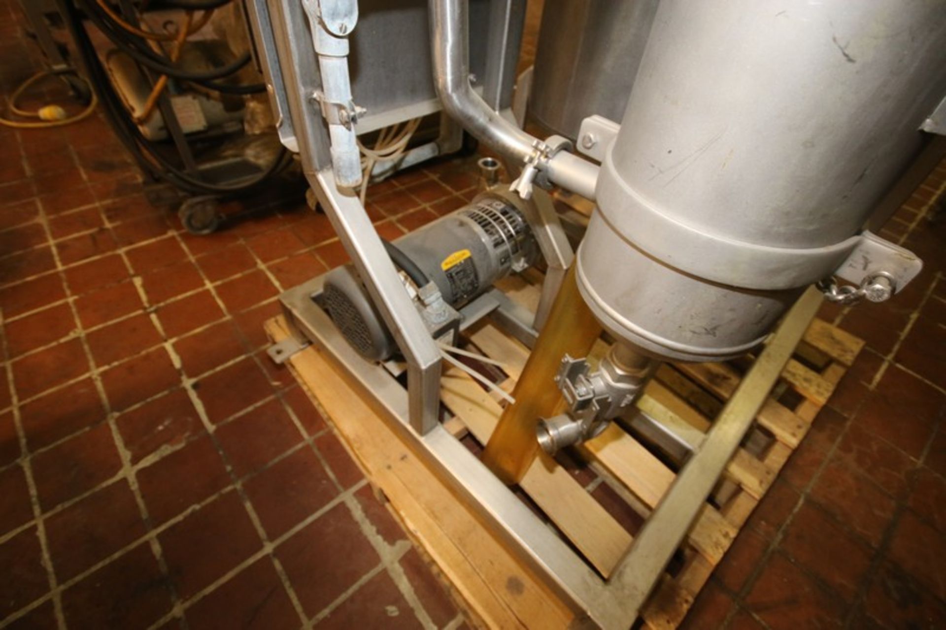 S/S Tank & Filtration Skid, with Aprox. 26 Gal. S/S Single Wall Tank, Tank Internal Dims.: Aprox. - Image 3 of 3