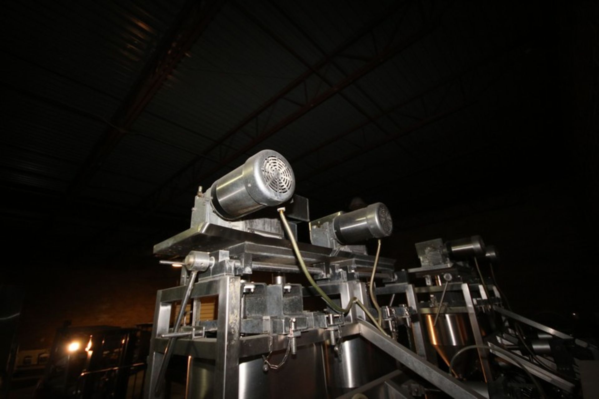 Raque 10-Head Piston Filler, M/N PF2.5-10, S/N 98-164-C, 460 Volts, 3 Phase, with S/S Control Panel, - Image 5 of 12