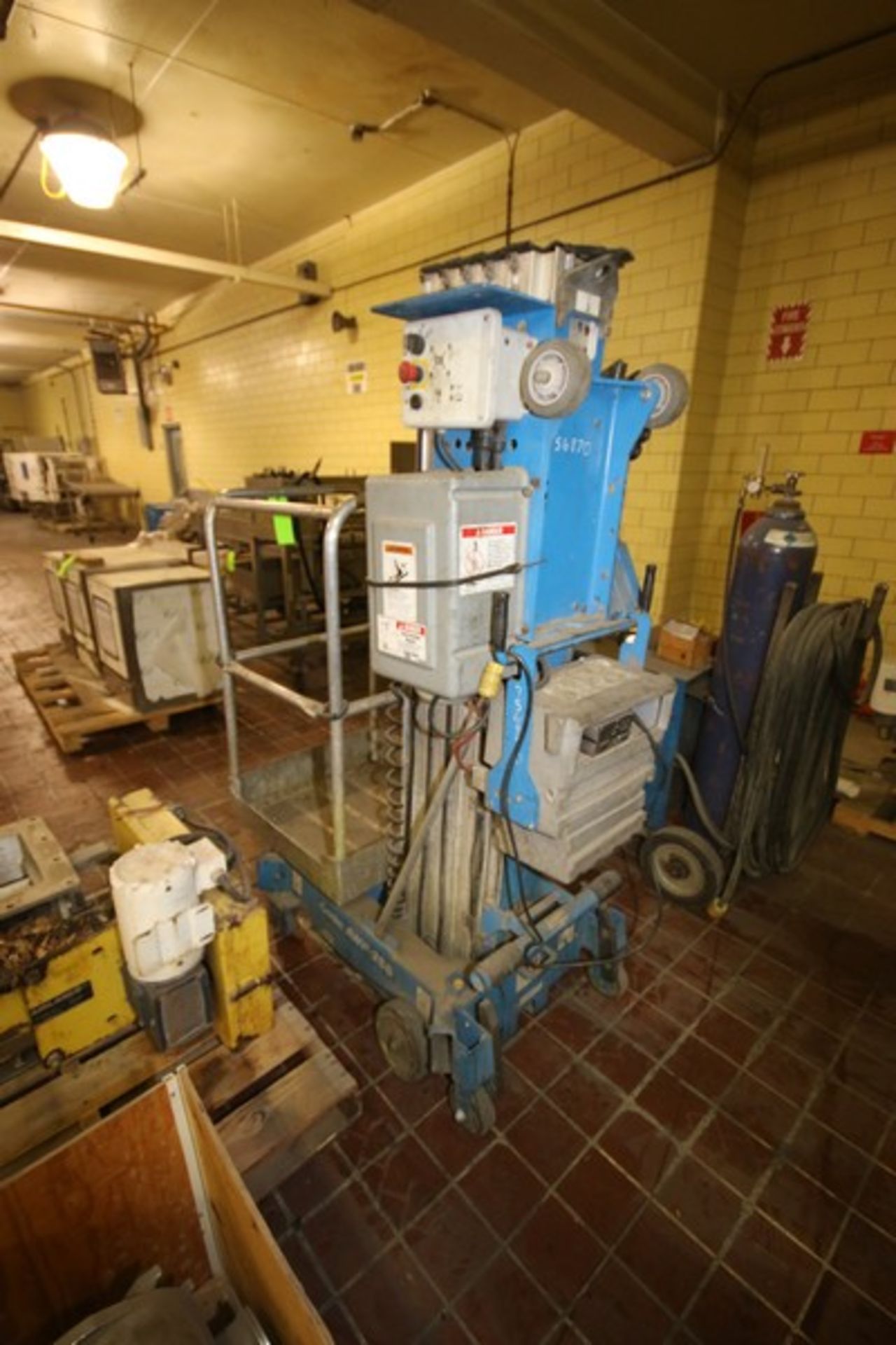 Genie Electric Man Lift, M/N AWP-25S, with Platform with Handrails, Mounted on Portable Frame ( - Image 7 of 7