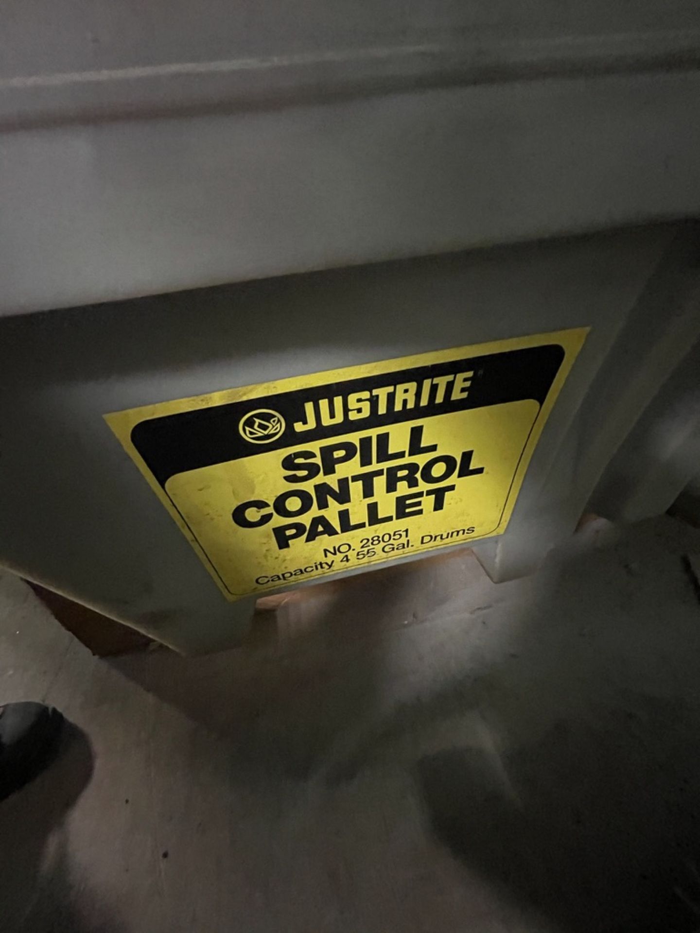 JUSTRITE SPILL CONTROL PALLET, (4) 55 GAL DRUM CAPACITY - Image 4 of 4