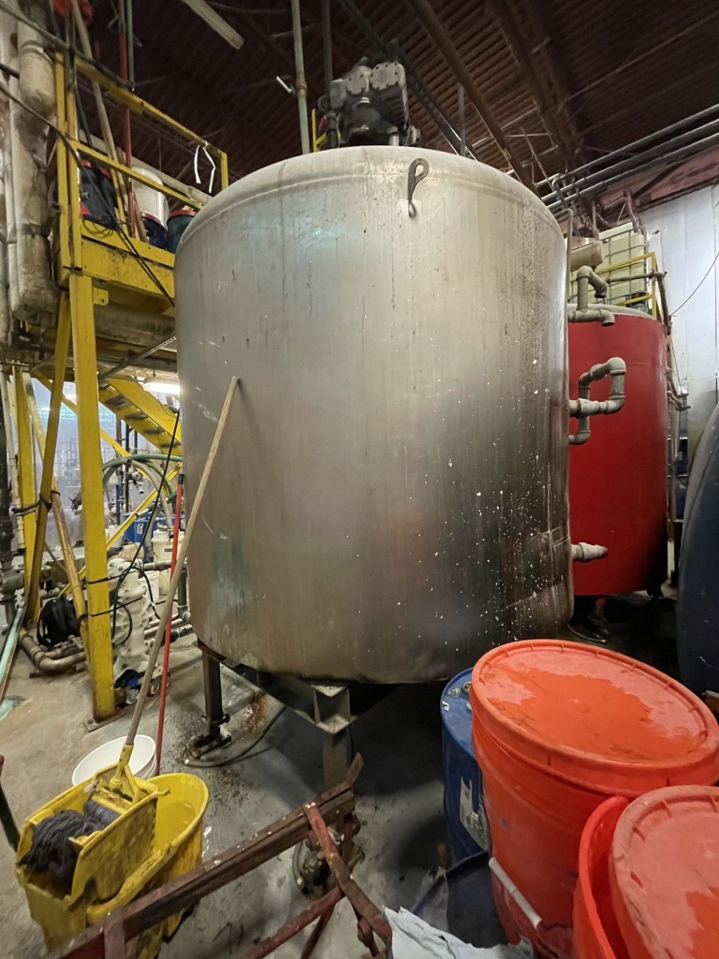 S/S JACKETED MIXING KETTLE WITH TOP MOUNT AGITATION (JACKET PATCHED) - Image 4 of 13